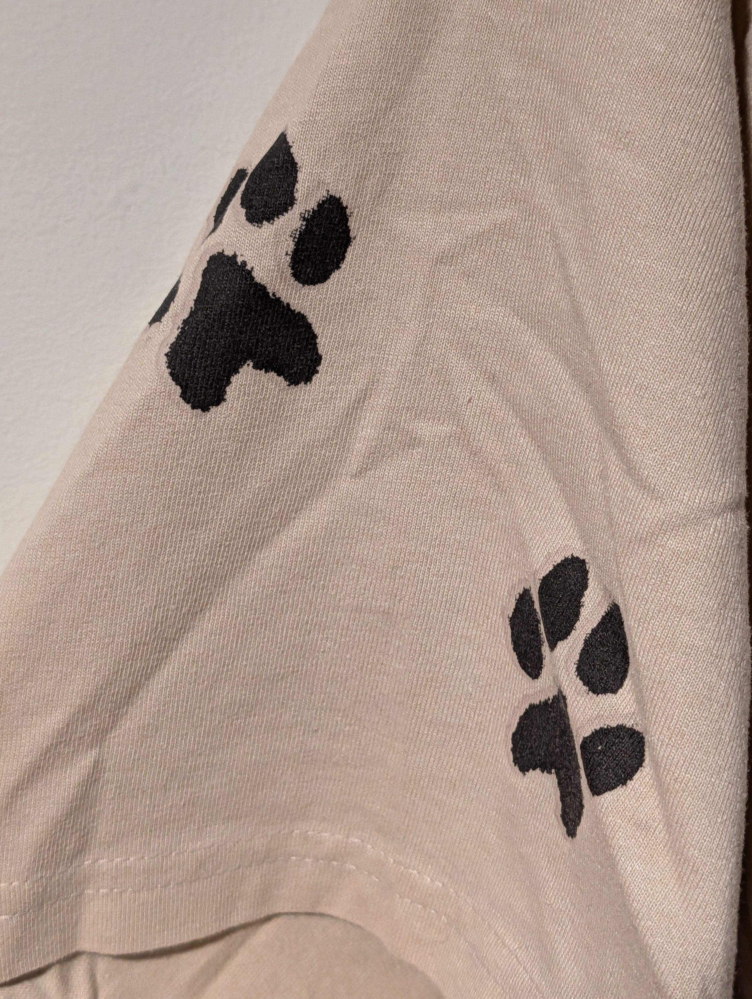 Arts & Science Vintage Y2K Akita Dog Animal Nature Paw Cute X-Large T-Shirt Size US XL / EU 56 / 4 - 4 Thumbnail