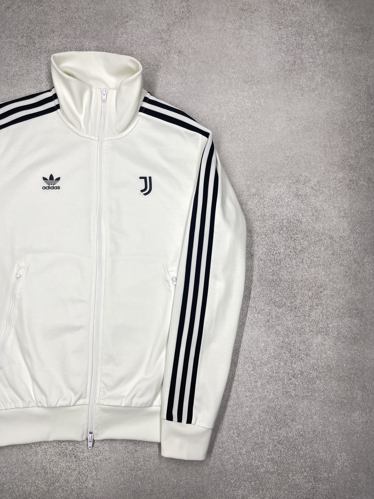 Adidas Mens Adidas Juventus Backenbauer Track Jacket White Size US M / EU 48-50 / 2 - 3 Thumbnail