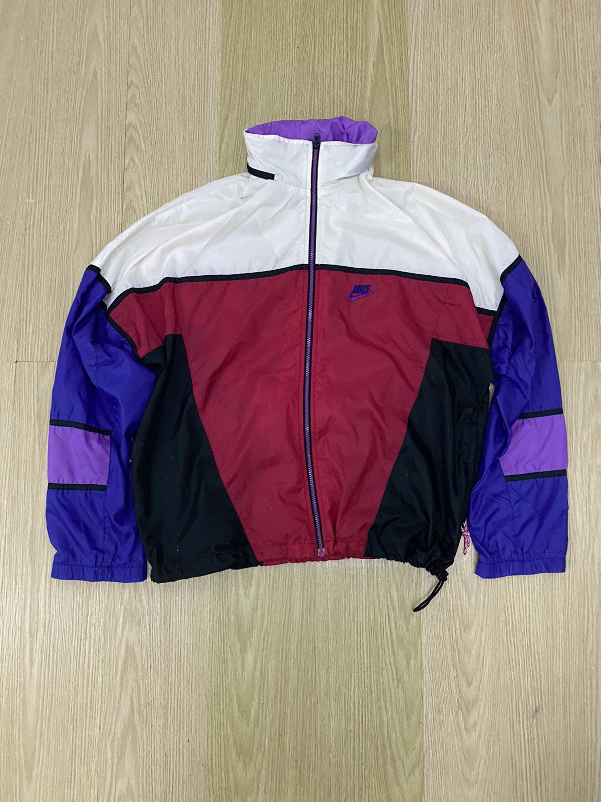 Nike Vintage Nike 90’ colour block nylon light jacket Size US M / EU 48-50 / 2 - 1 Thumbnail