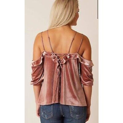 Other Gimmicks by BKE Velvet Cold Shoulder Lace-Up Blouse S Boho Size S / US 4 / IT 40 - 4 Thumbnail