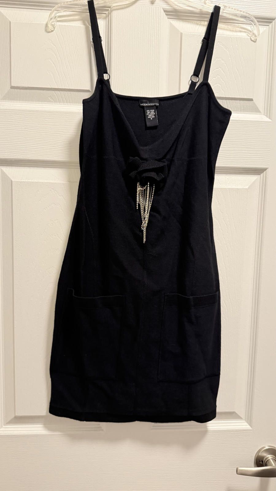 Designer MODA International Black Dress with Chain Detail Size 28" / US 6 / IT 42 - 2 Thumbnail