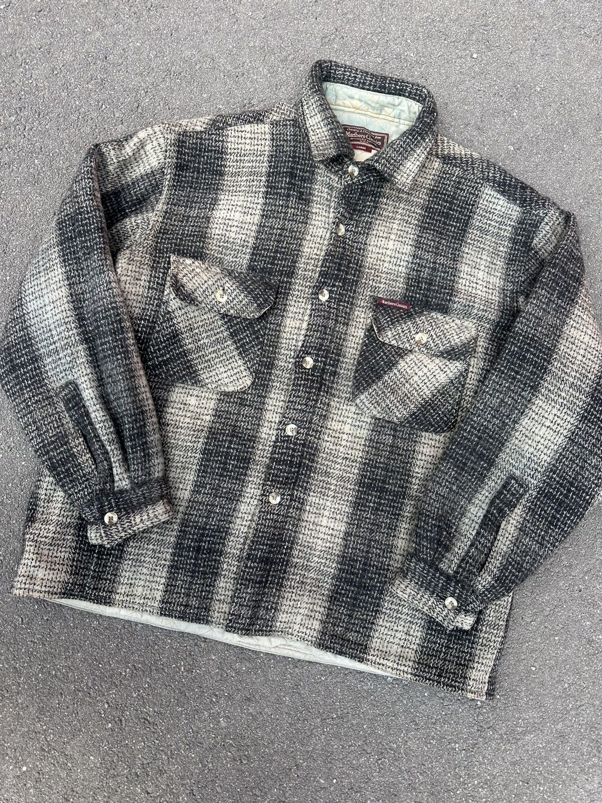 Vintage Vintage Marlboro plaid jacket shirt USA Y2K workwear rare L Size US L / EU 52-54 / 3 - 3 Thumbnail
