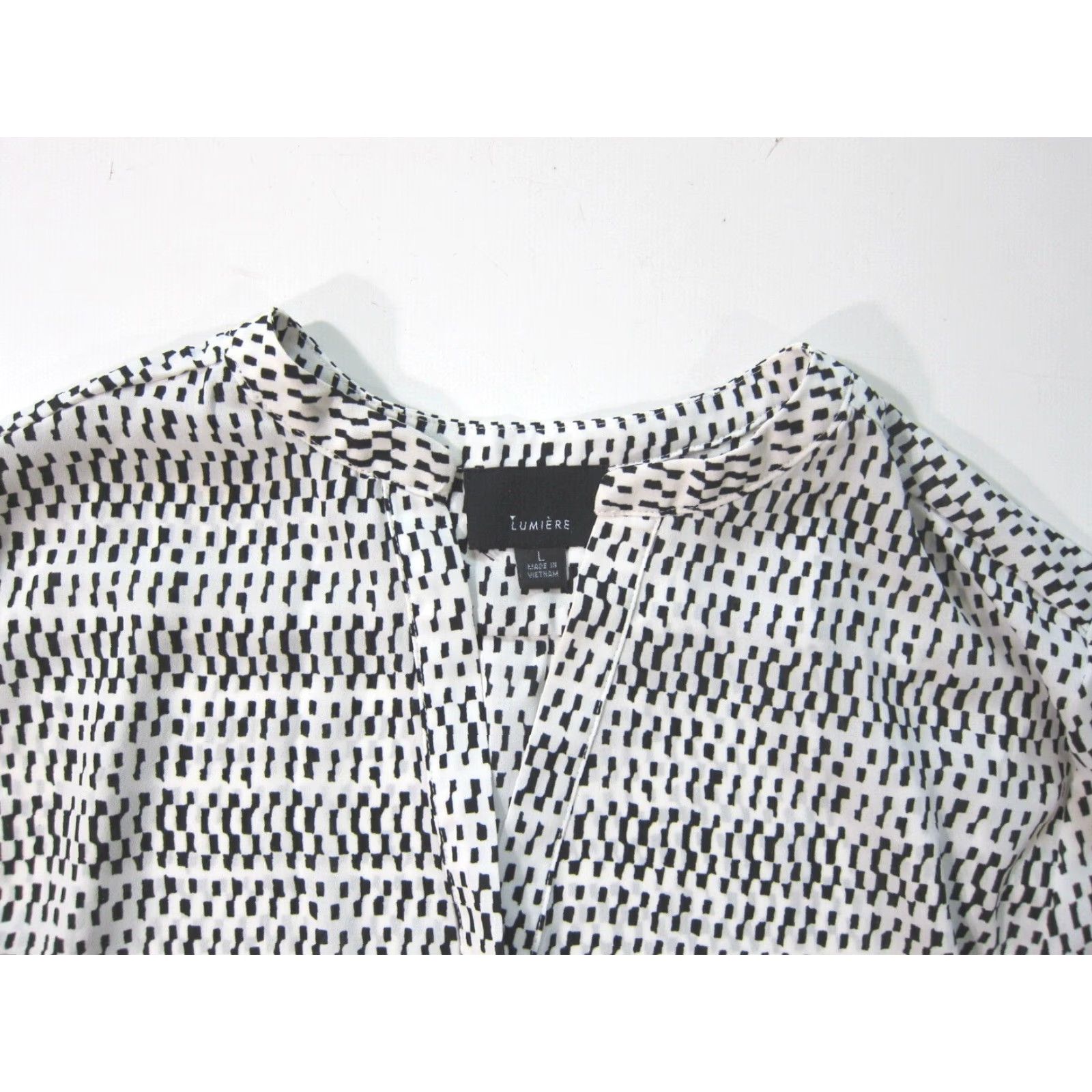 Anthropologie VINTAGE Lumiere Anthropologie Black White Geometric Long Sleeve V-Neck Blouse Large Size L / US 10 / IT 46 - 4 Thumbnail