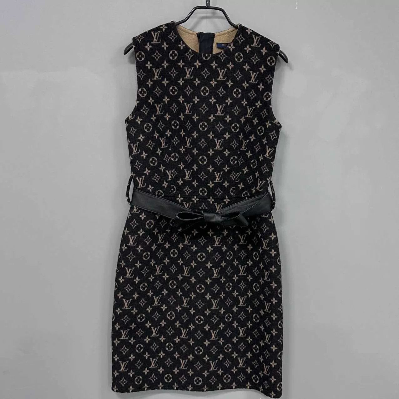 Louis Vuitton LV Brown Monogram Belted Dress Women's 34 99 New Size XS / US 0-2 / IT 36-38 - 1 Thumbnail