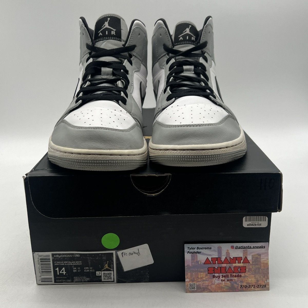 Nike Air Jordan 1 mid smoke grey Size US 14 / EU 47 - 2 Thumbnail