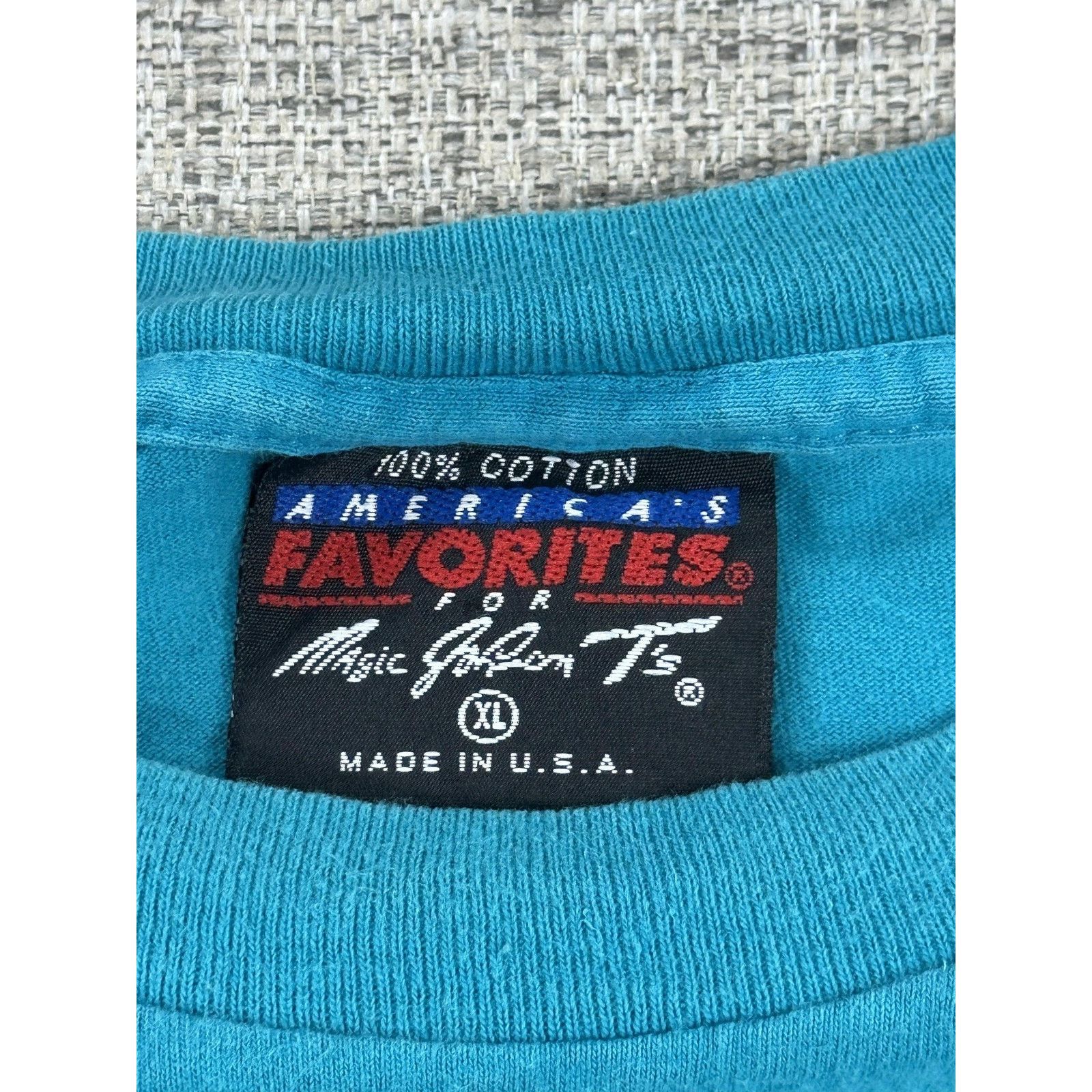 Other Vintage Charlotte Hornets Shirt XL Lightning Mascot USA 90s Size US XL / EU 56 / 4 - 11 Thumbnail