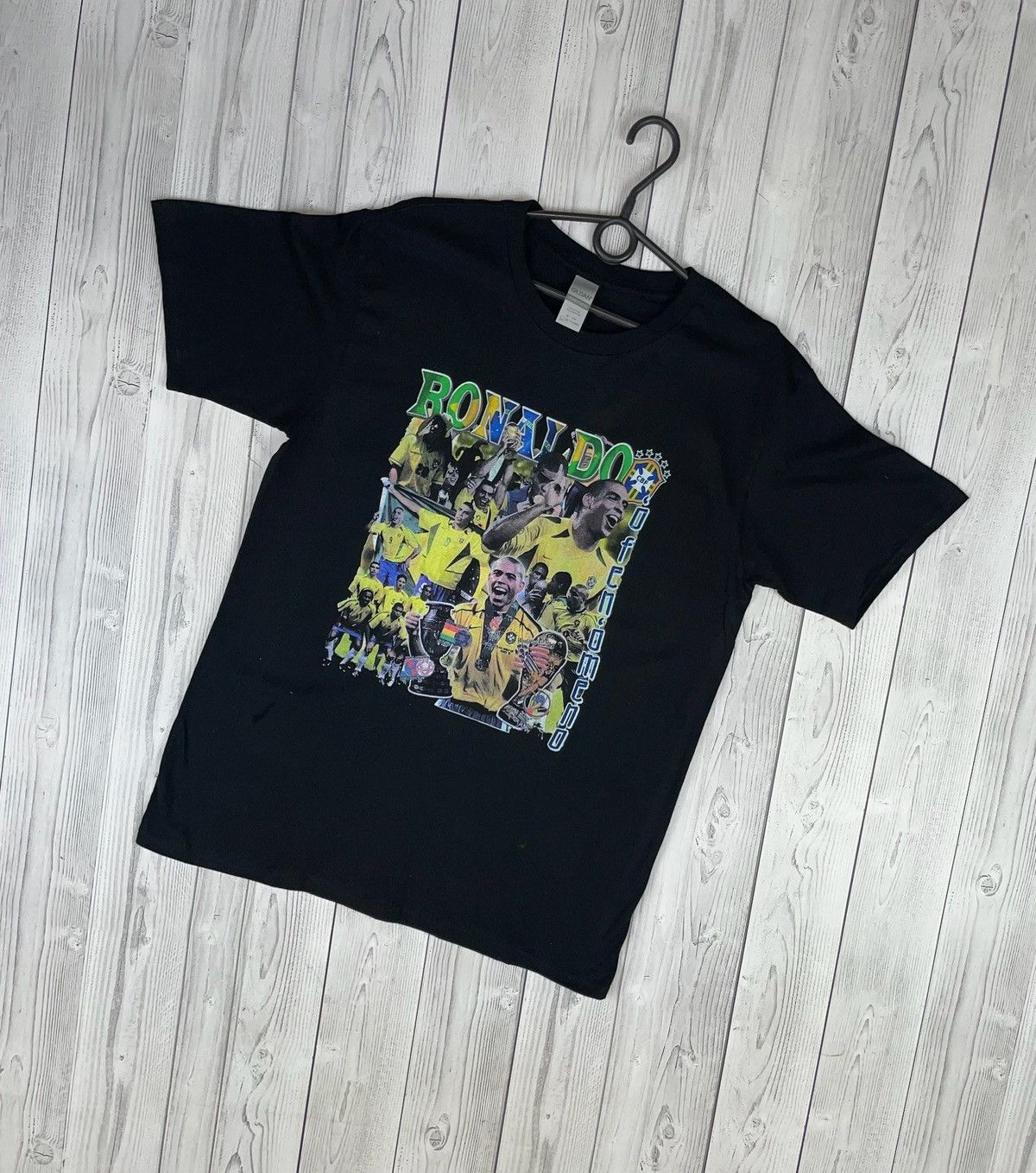 Vintage Vintage Ronaldo 9 soccer tee brazil size M-L Size US M / EU 48-50 / 2 - 1 Thumbnail