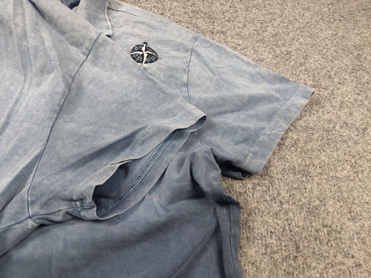 Diesel Vintage Y2K Diesel Overprint Gradient Logo Polo T shirt Size US XL / EU 56 / 4 - 8 Thumbnail