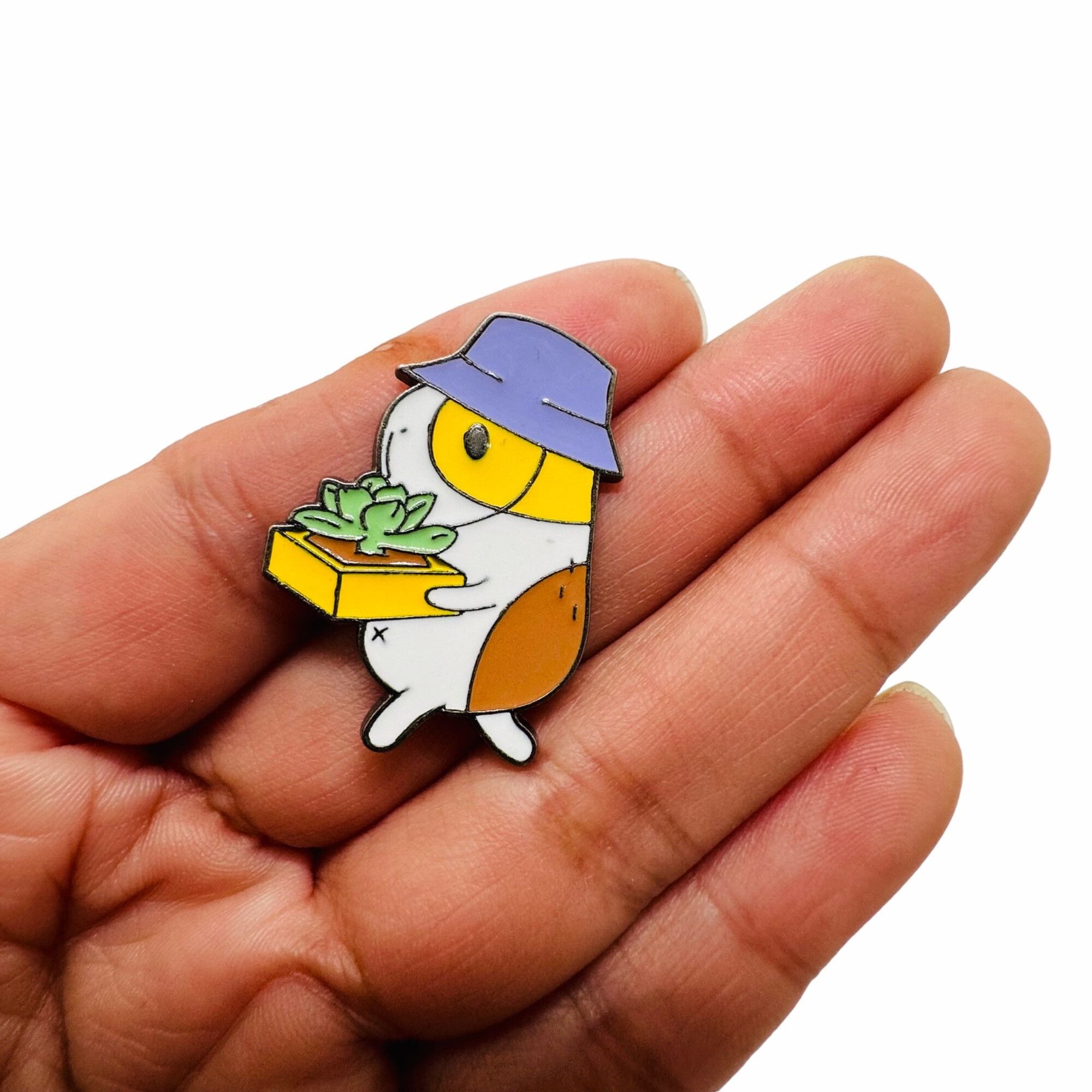 Other ⭐Hamster Guinea Pig Pet Succulent Gardener Pin With Hat & Pl Size ONE SIZE - 2 Thumbnail