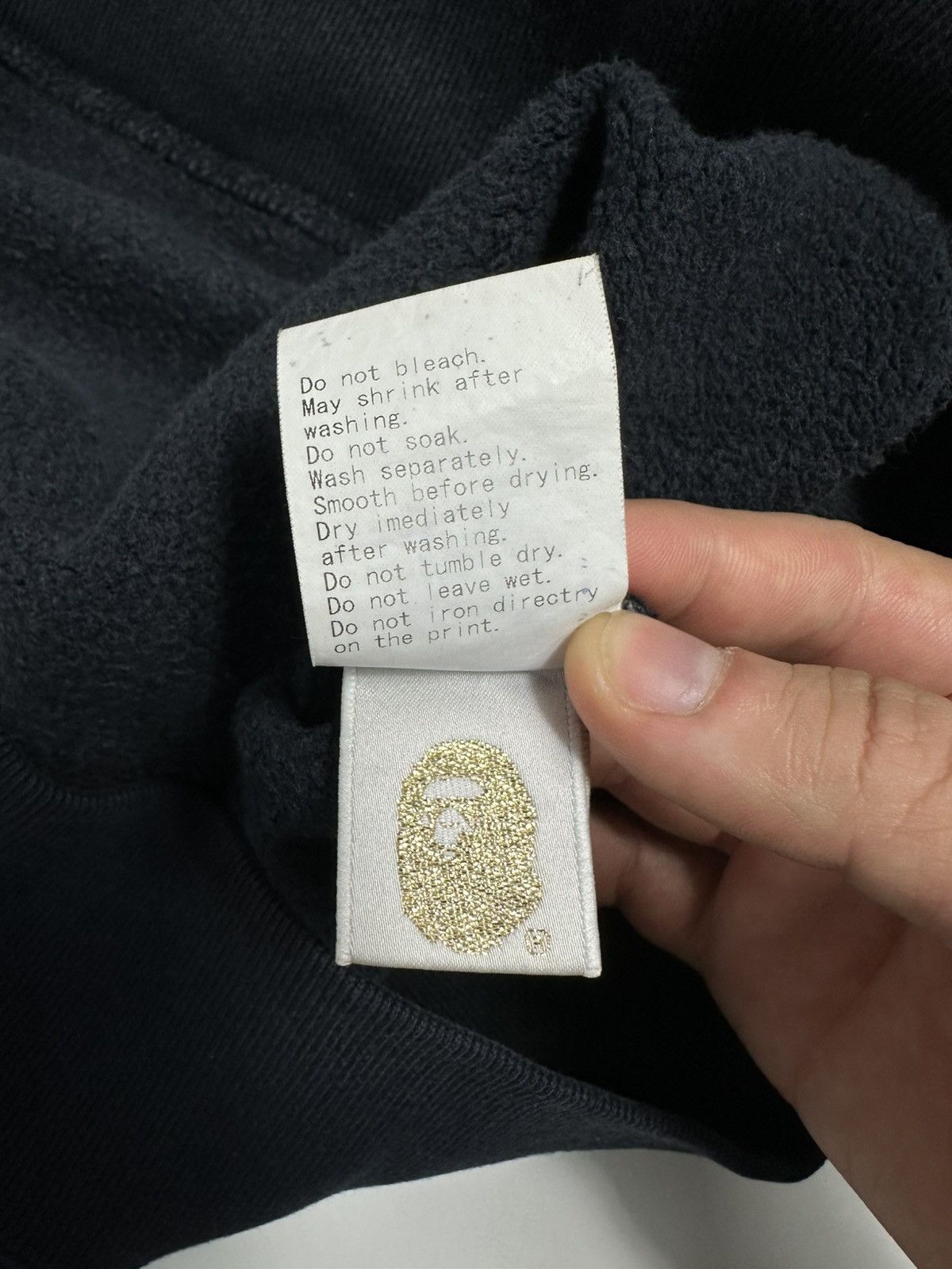 Bape Vintage Bape Pirate Store Exclusive Hoodie Size US S / EU 44-46 / 1 - 6 Thumbnail
