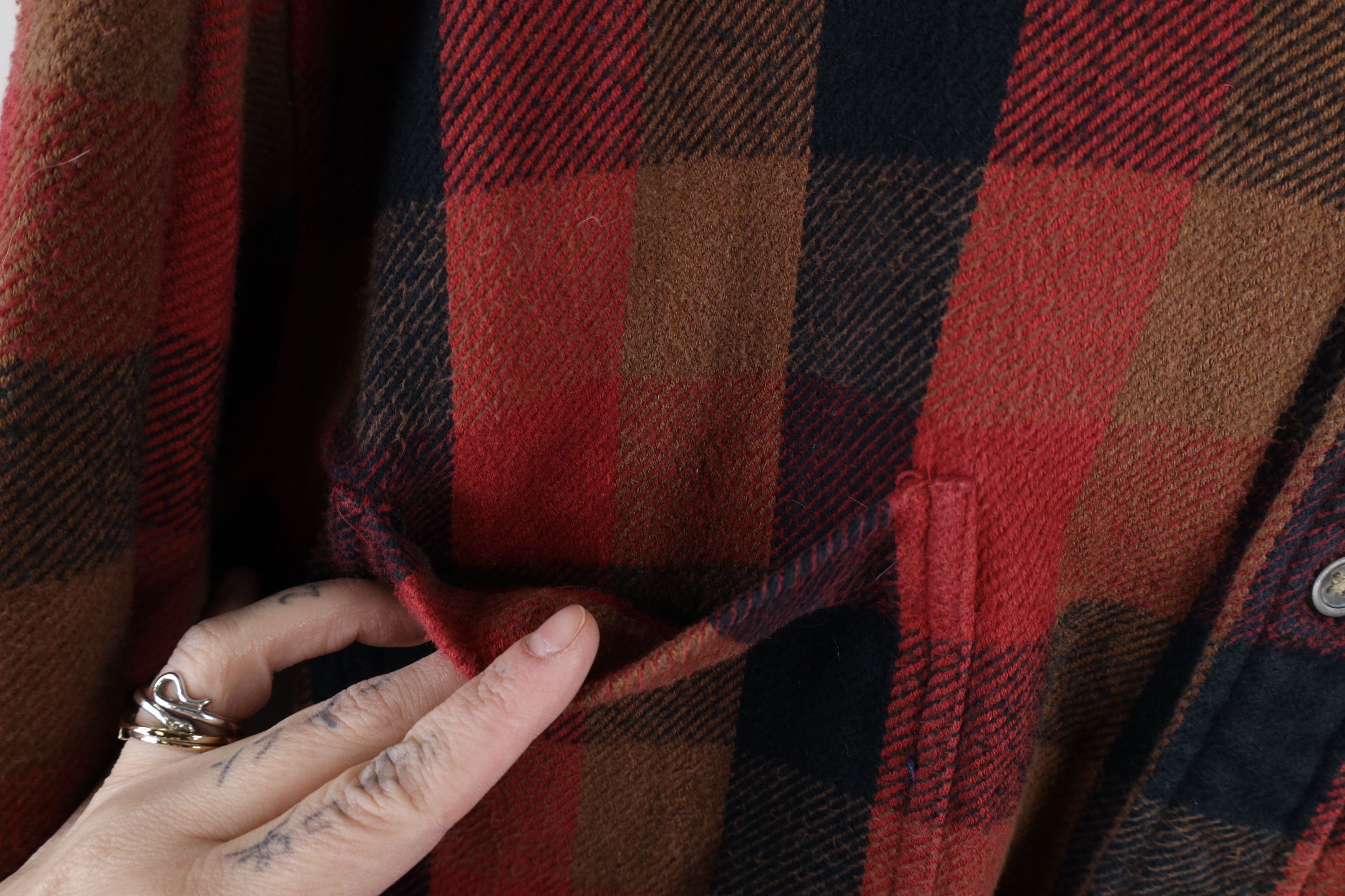 Vintage Vintage 90s Streetwear Heavyweight Button Shirt Plaid Size US XL / EU 56 / 4 - 5 Thumbnail