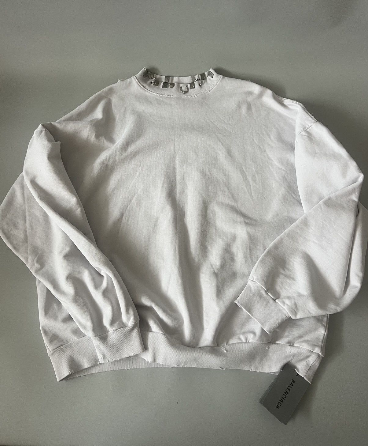 Balenciaga Balenciaga Pierced Sweatshirt Size US S / EU 44-46 / 1 - 10 Thumbnail