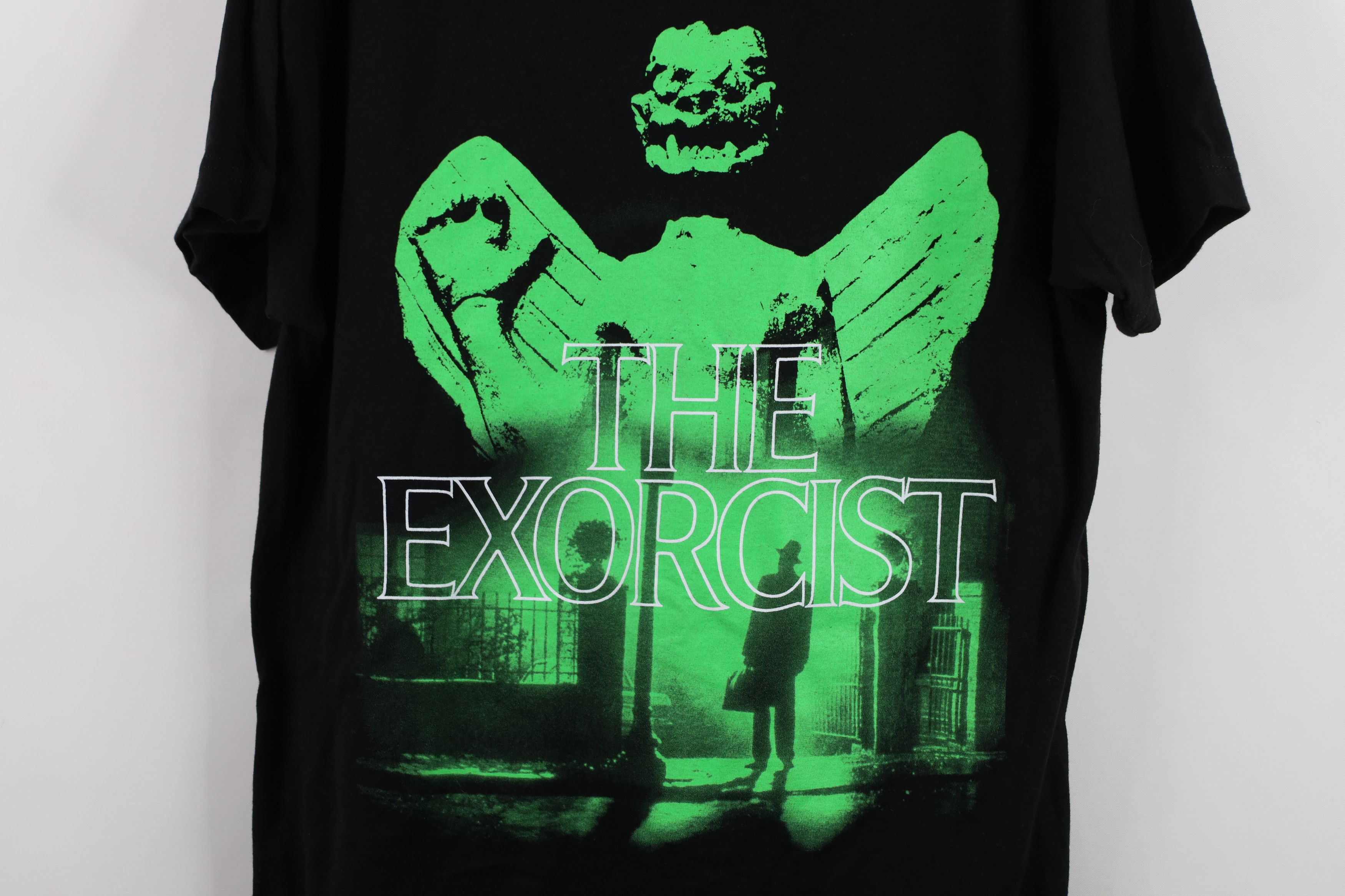 Vintage Retro Y2K The Exorcist Spell Out Horror Movie T-Shirt Black Size US M / EU 48-50 / 2 - 4 Thumbnail