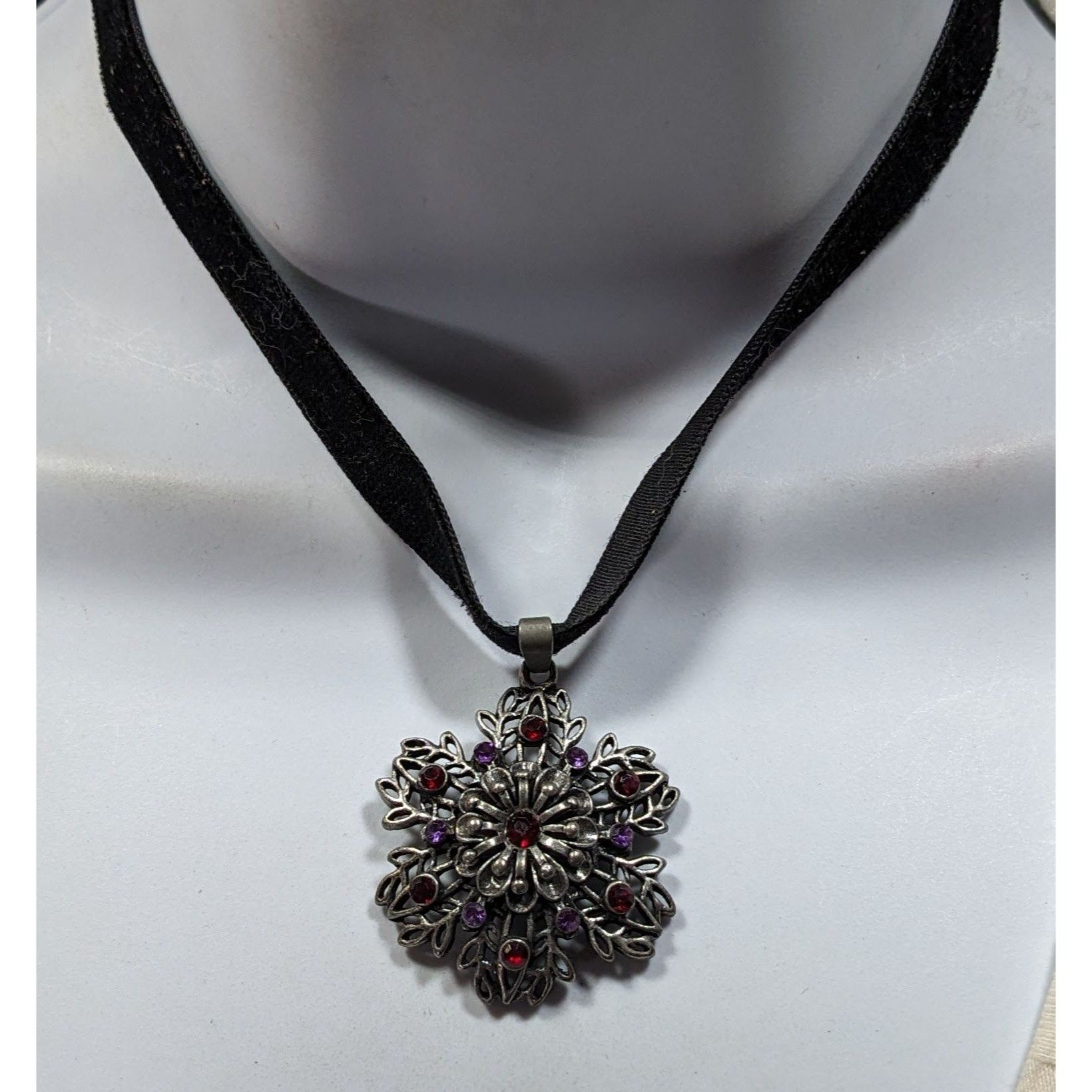 Other Whimsygoth Floral Rhinestone Beaded Pendant Necklace Size ONE SIZE - 4 Thumbnail