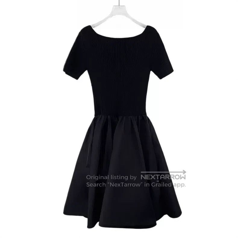 Prada Prada Black wool round-neck short-sleeved knitted stitchin Size XS / US 0-2 / IT 36-38 - 2 Thumbnail