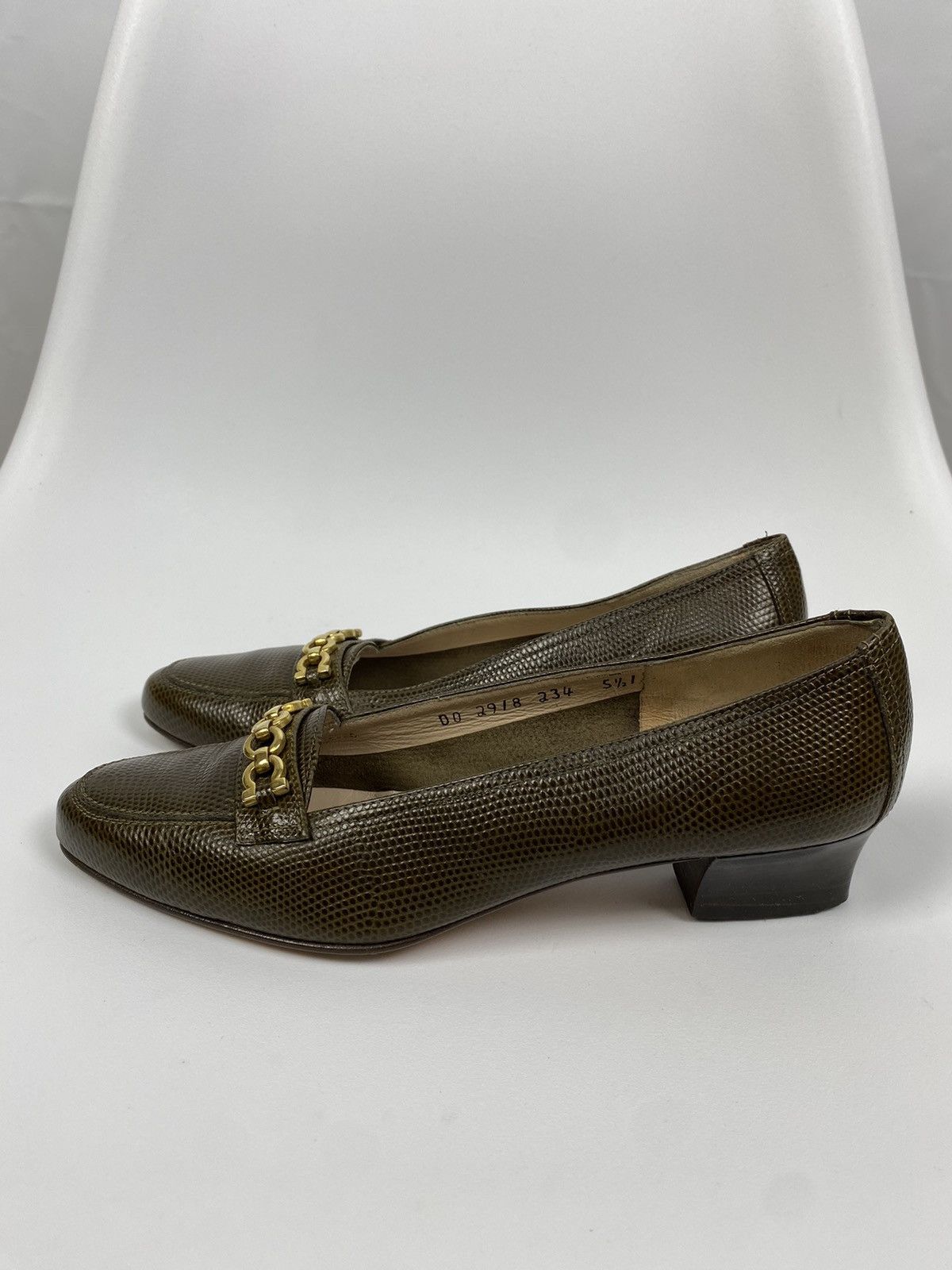 Salvatore Ferragamo × Vintage Vintage Salvatore Ferragamo Heels Size US 7 / IT 37 - 4 Thumbnail