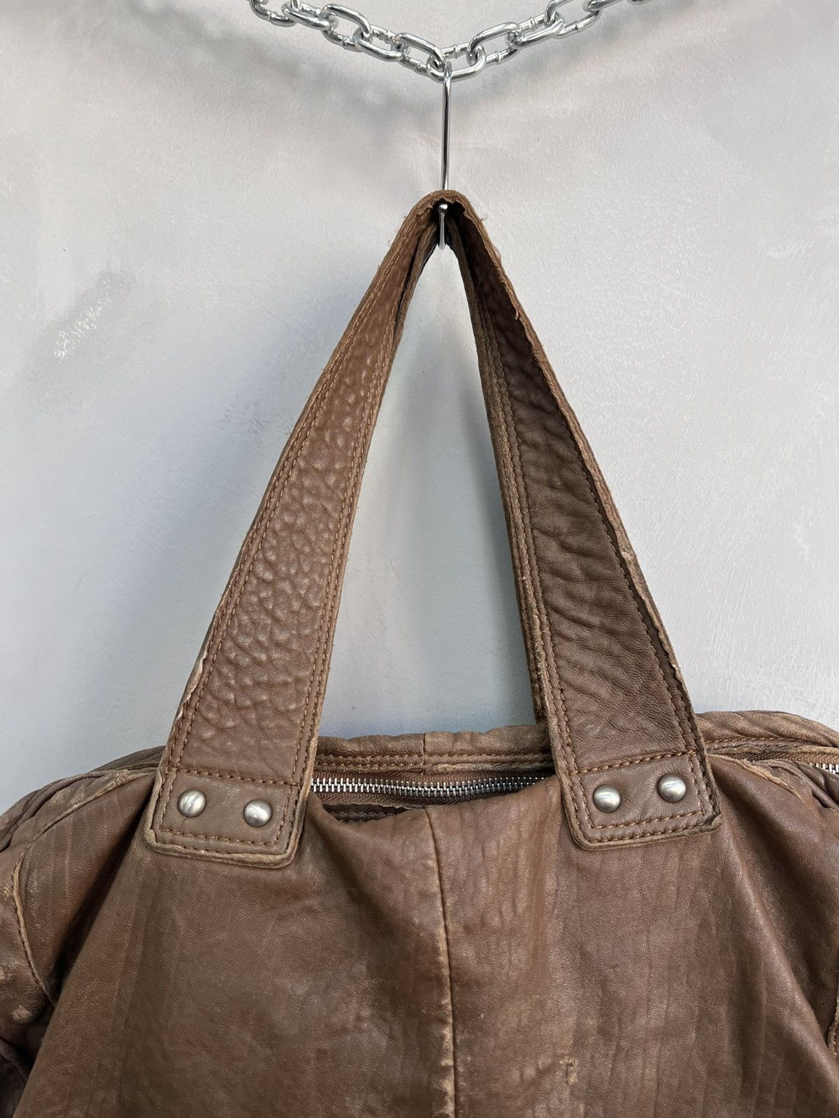 Le Grande Bleu (L.G.B.) × Vintage Leather studded 00s Haversack Messenger Bag Y2K Vintage Size ONE SIZE - 13 Thumbnail