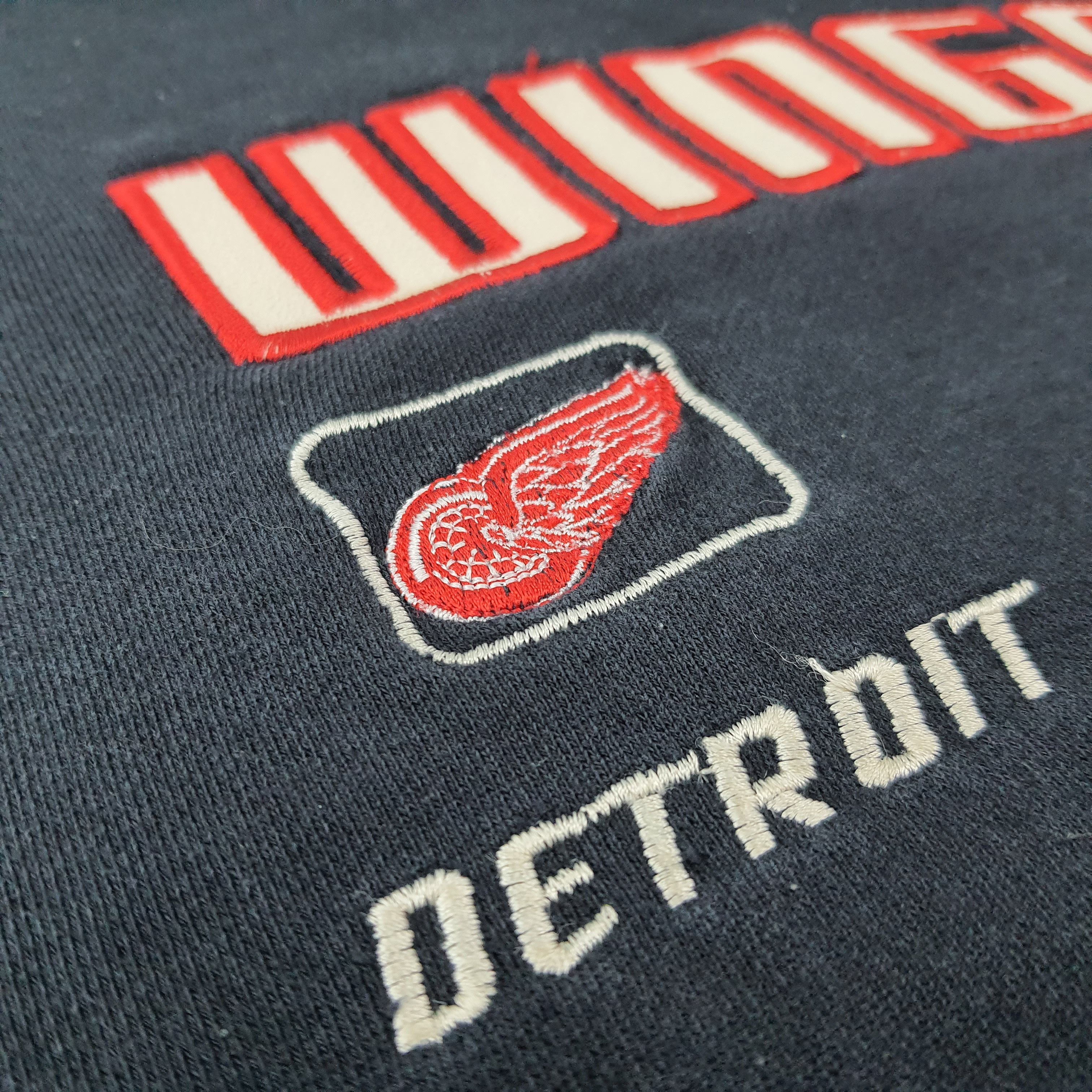 NHL Vintage NIKE Center NHL Detroit Sports Sweatshirt C234N15 Size US XXL / EU 58 / 5 - 2 Thumbnail