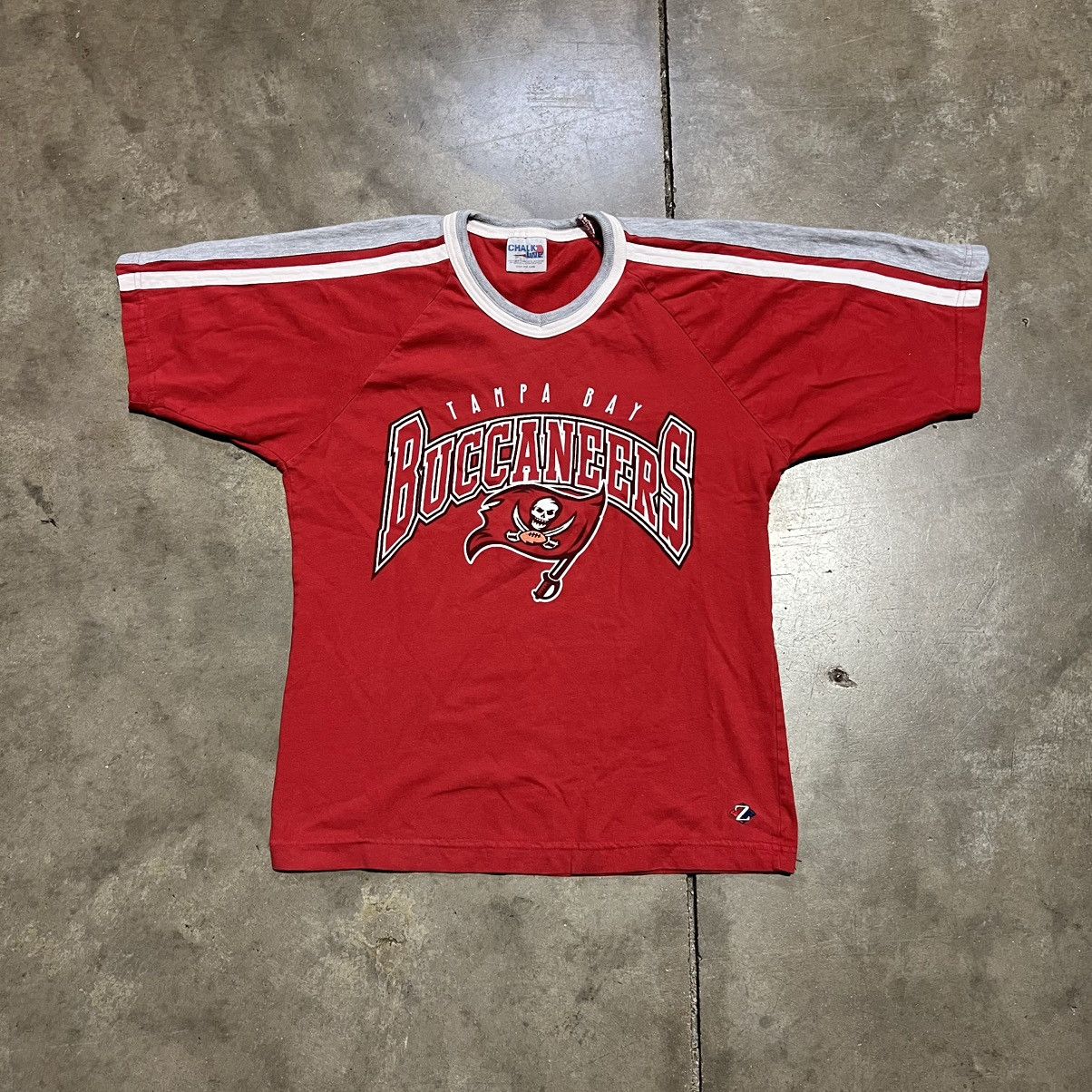 Chalk Line Vintage 90s Tampa Bay Buccaneers T shirt Ringer Striped NFL Size US S / EU 44-46 / 1 - 1 Thumbnail