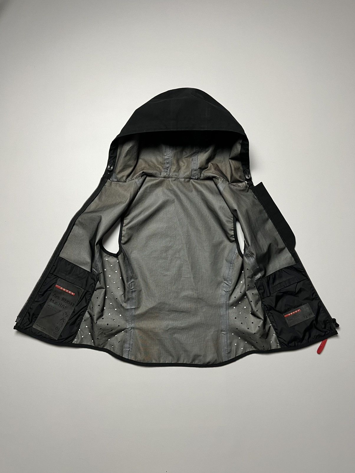 Prada Prada Luna Rossa hooded utility vest black vintage Size S / US 4 / IT 40 - 9 Thumbnail