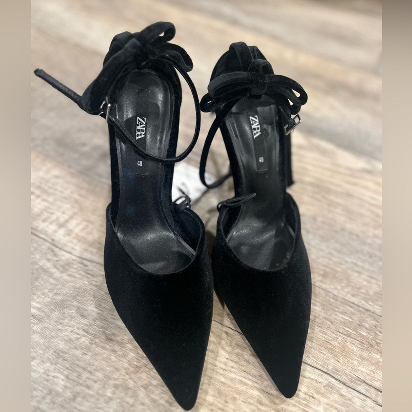 Zara ZARA Black Bow Pointed Heels NWT (Size 9) Size US 9 / IT 39 - 12 Thumbnail