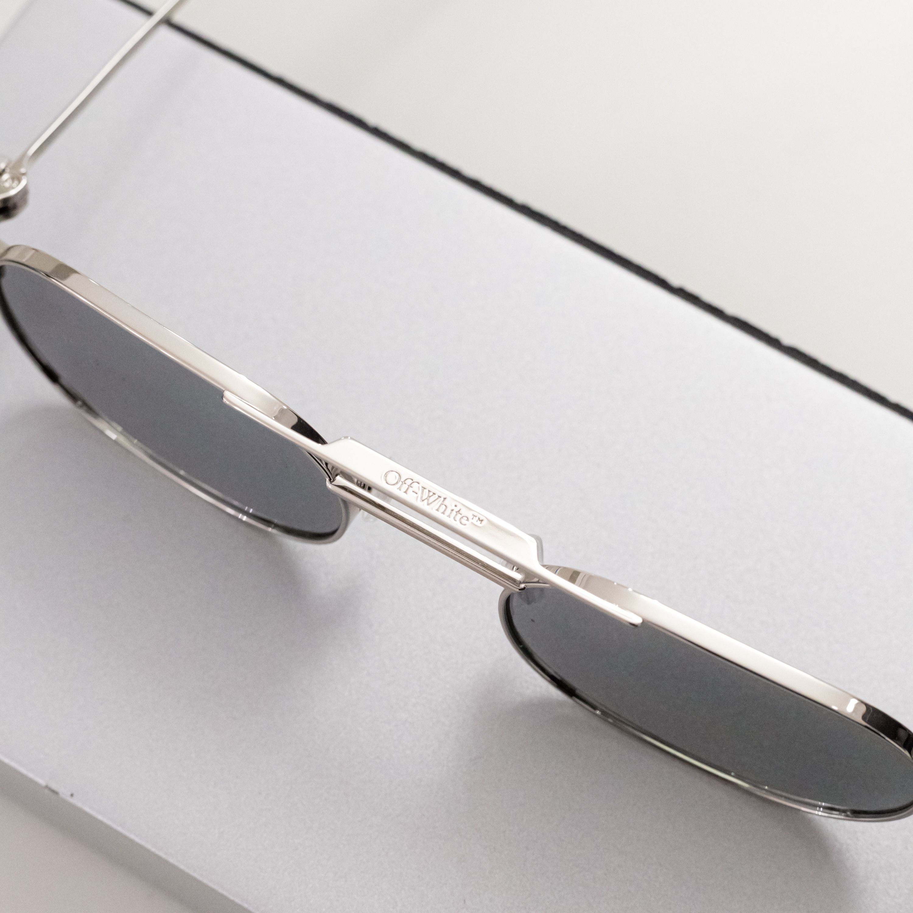 Off-White OFF WHITE OERI123S 17272 Sunglasses Size ONE SIZE - 10 Thumbnail