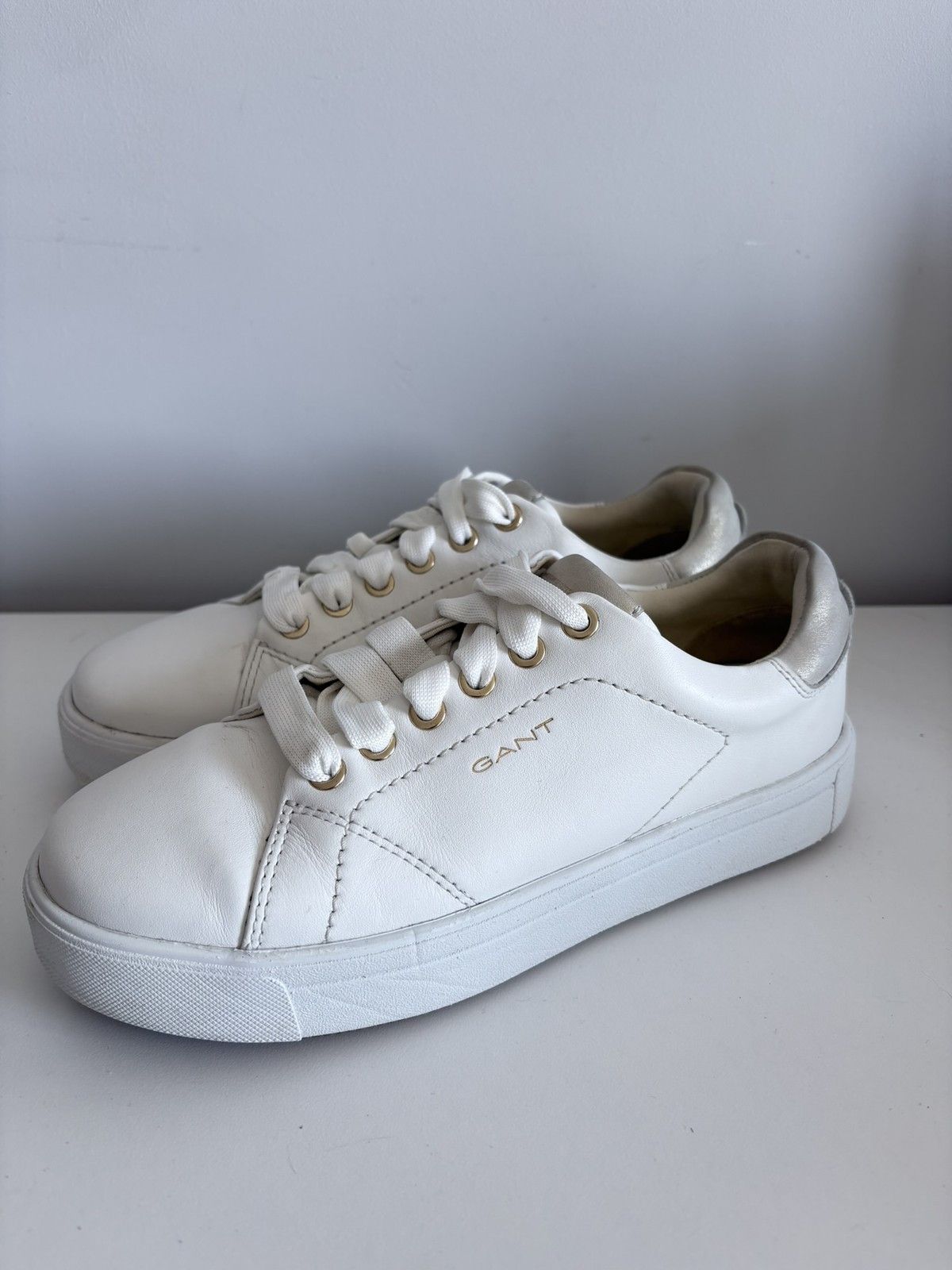 Gant Women's Sports Sneakers Shoes GANT white leather size 37 Size US 7 / IT 37 - 1 Thumbnail