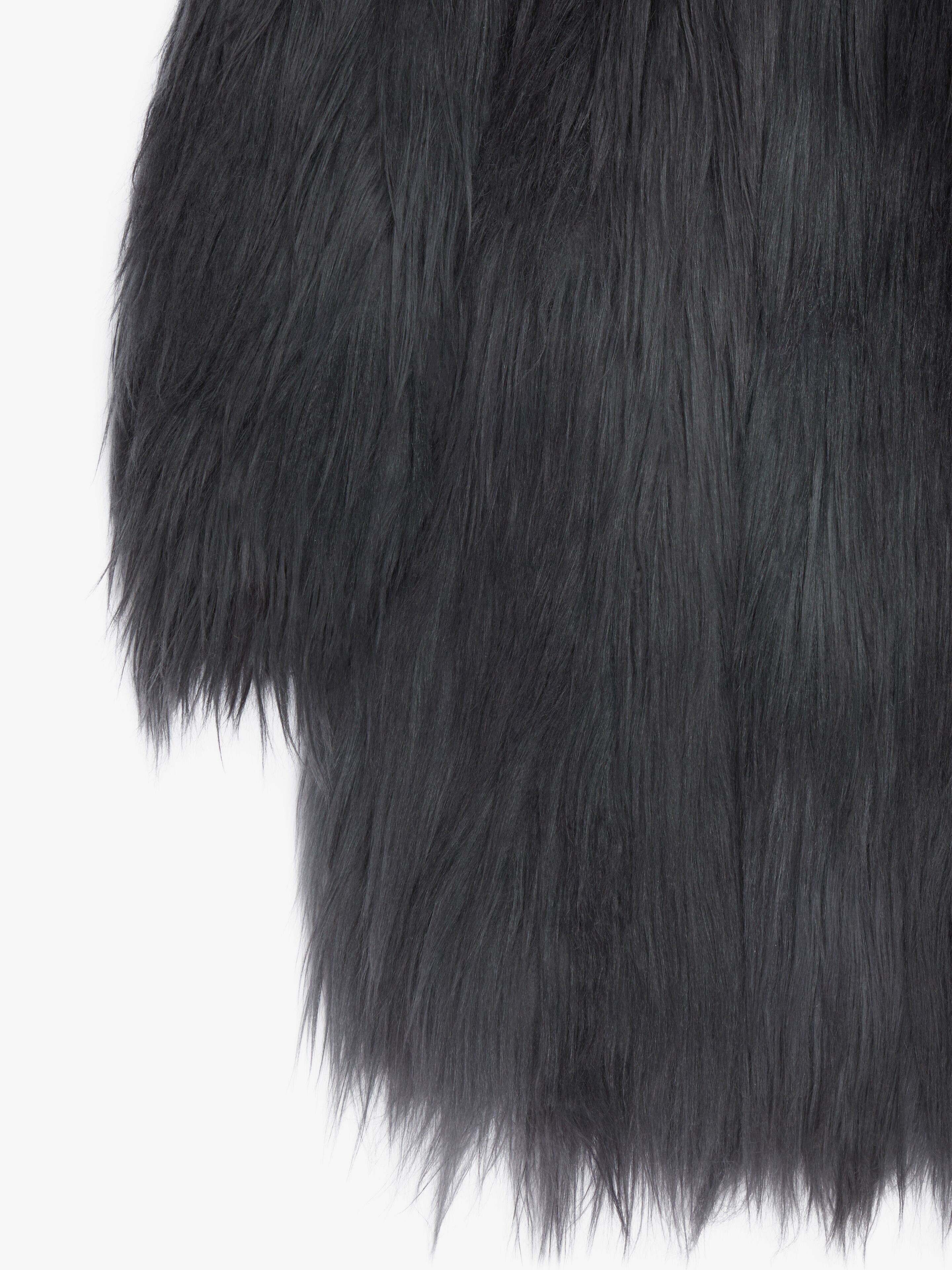 Givenchy o1w1db10925 Fur Coat in Black Size US L / EU 52-54 / 3 - 5 Thumbnail