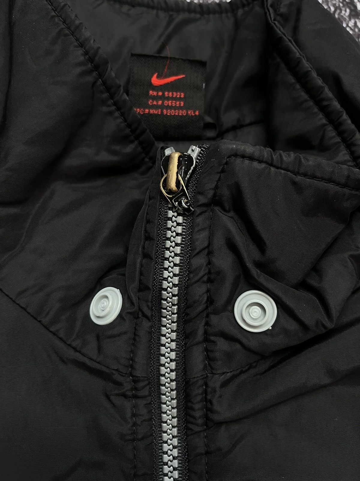 Nike 90s Vintage Nike Down Jacket Big Swoosh Logo Back Rare Size US XL / EU 56 / 4 - 8 Thumbnail