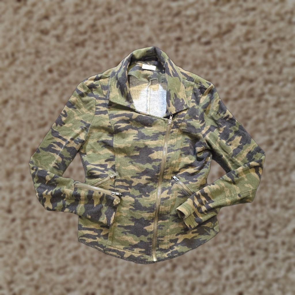 Vintage Silence + Noise Jacket Womens Size M Green Camo Full Zip Fitted Anthropologie Size M / US 6-8 / IT 42-44 - 1 Thumbnail