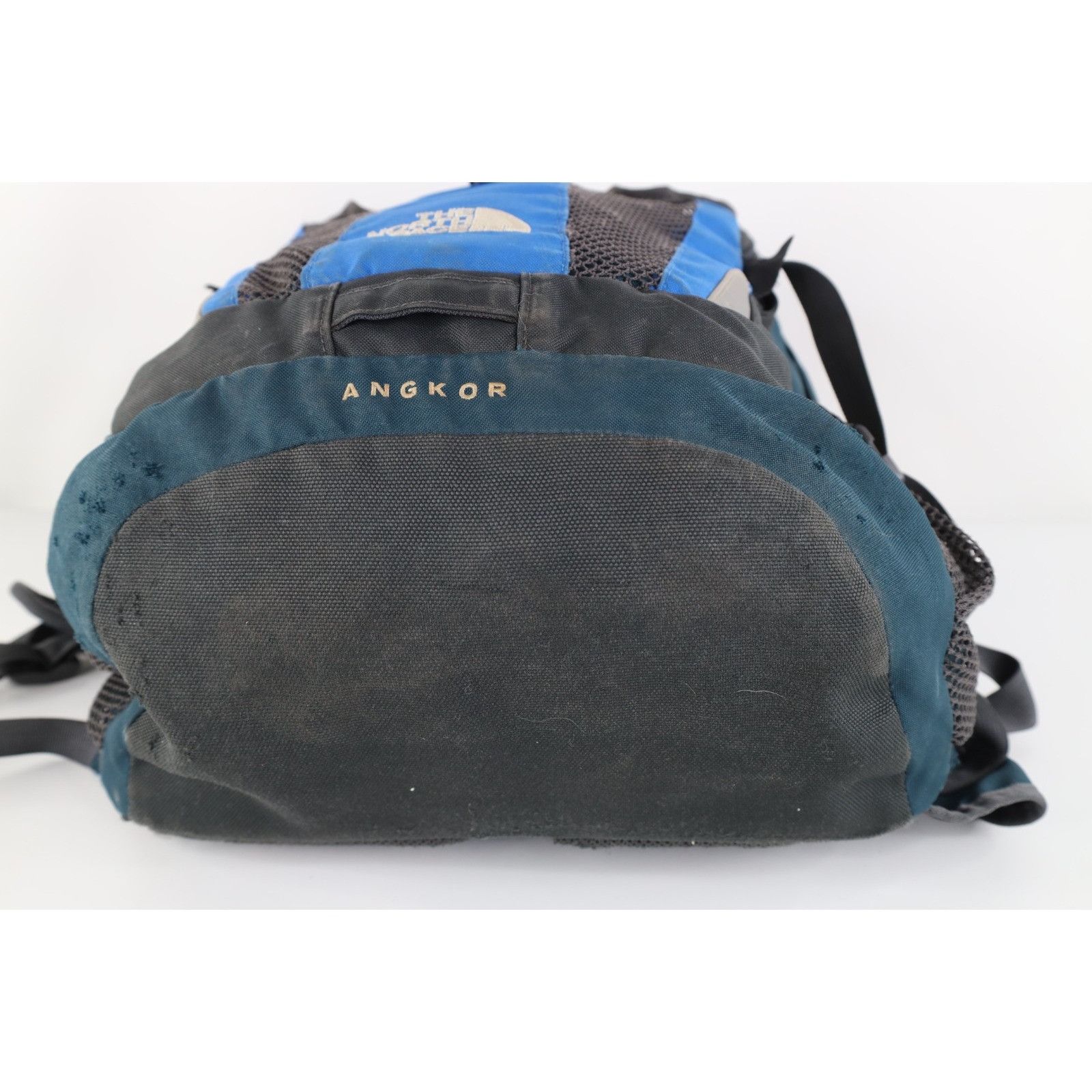 Vintage Vintage The North Face Distressed Angkor Hiking Backpack Size ONE SIZE - 7 Thumbnail