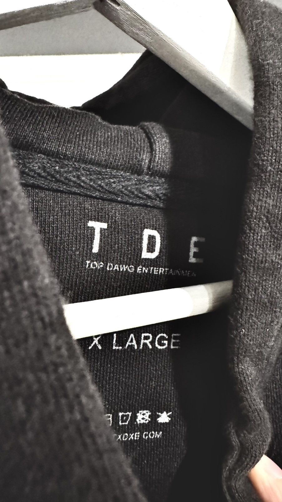 Kendrick Lamar Kendrick Lamar “DAMN.” Hoodie – (TDE) 2017 Tour Merch Size US XL / EU 56 / 4 - 6 Thumbnail