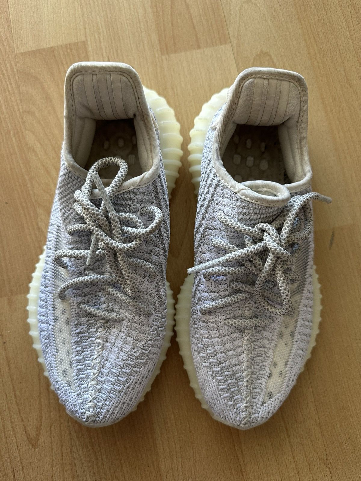 Adidas × Yeezy Yeezy Boost 350 V2 Size US 4 / IT 34 - 6 Thumbnail