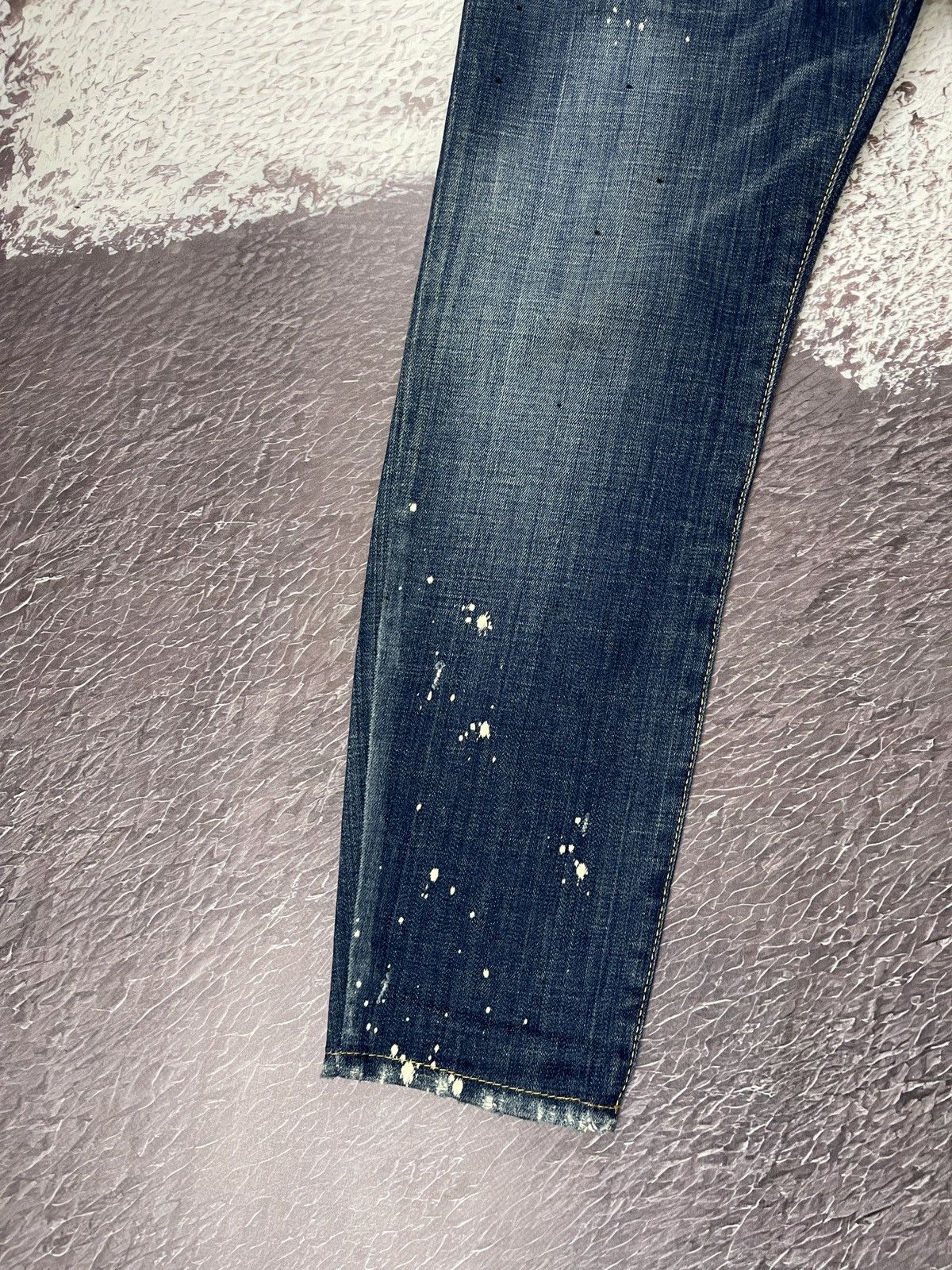 Dsquared2 DSQUARED2 cropped JEANS - SKATER JEAN distressed painted Size US 32 / EU 48 - 4 Thumbnail