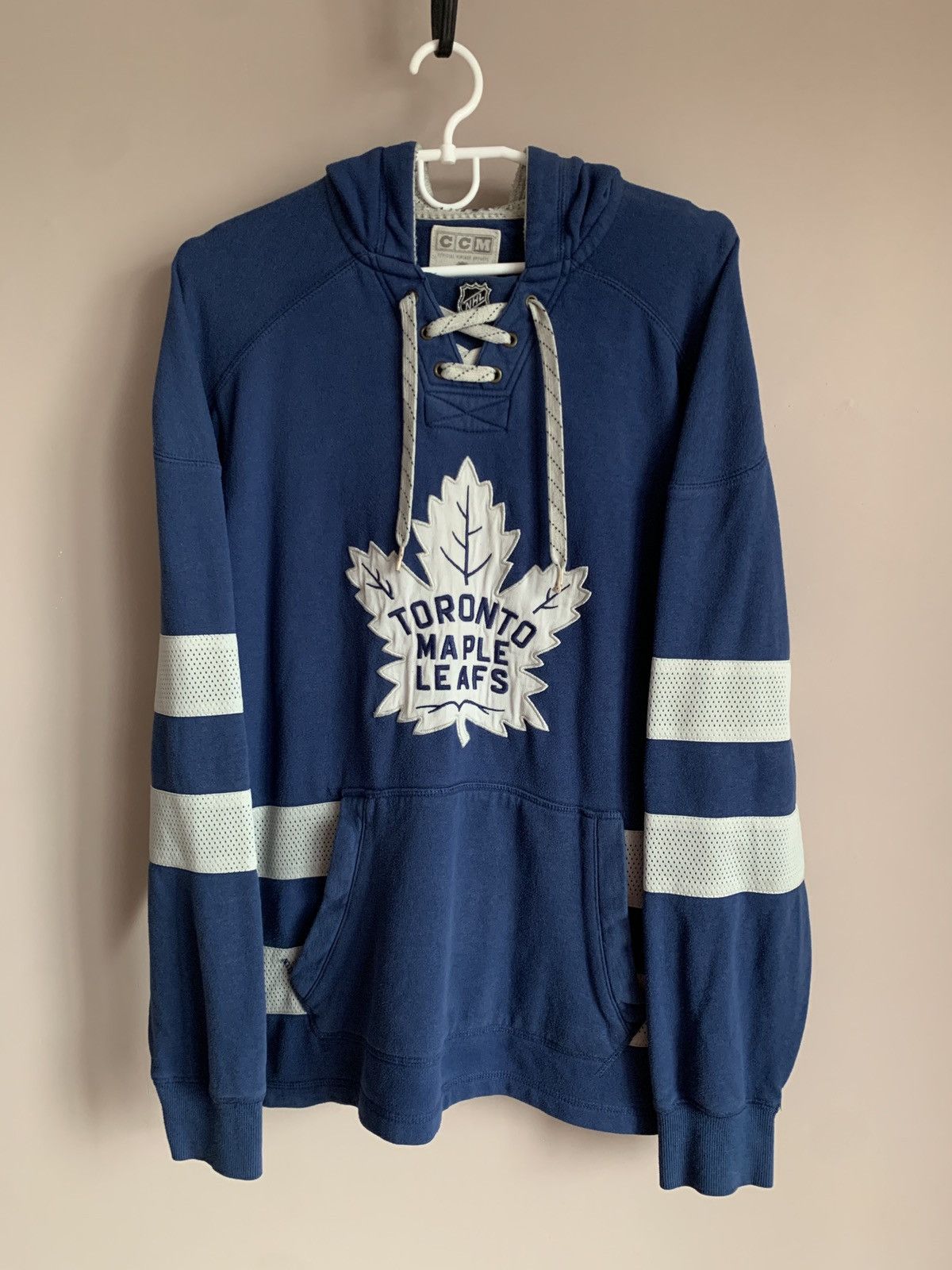 NHL Toronto Maple Leafs NHL Hoodie Hockey CCM Small Size US S / EU 44-46 / 1 - 1 Thumbnail
