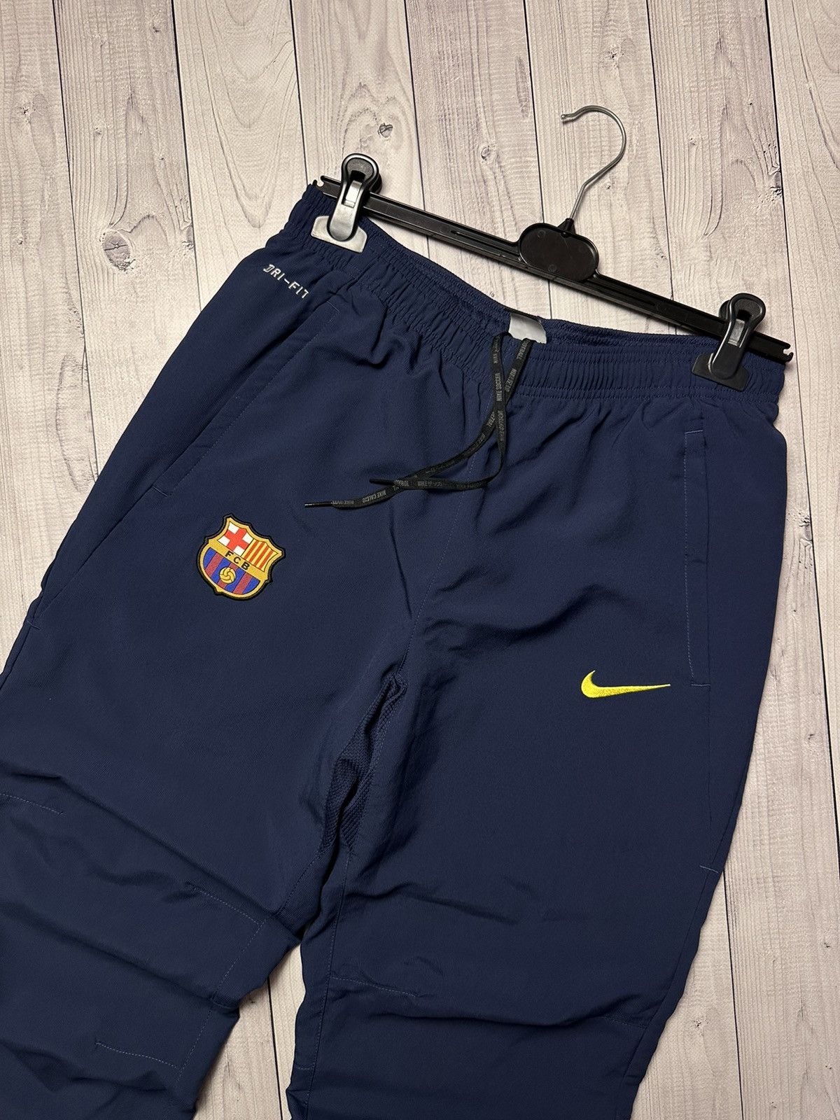 Nike × Vintage Vintage Nike Barcelona soccer track suit logo size M Size US M / EU 48-50 / 2 - 11 Thumbnail