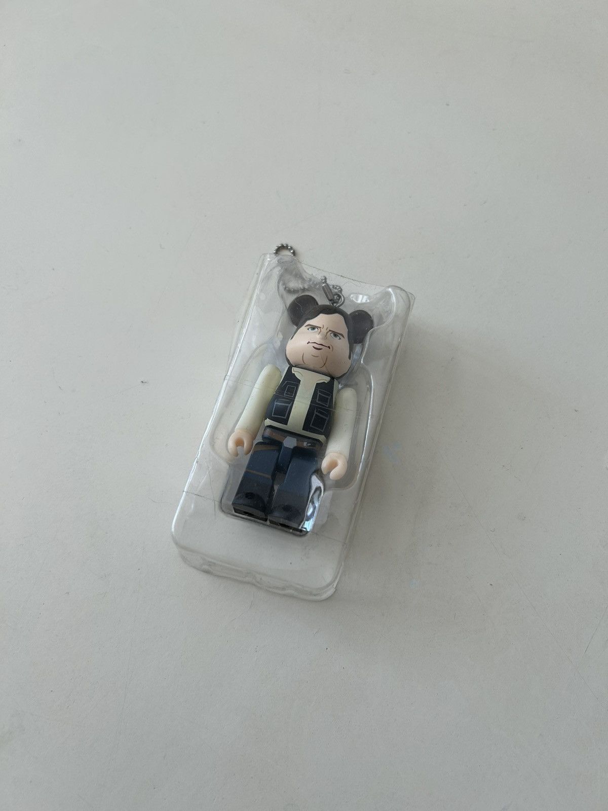 Medicom Toy Bearbrick x Star Wars Han Solo 100% Keychain Size ONE SIZE - 1 Preview