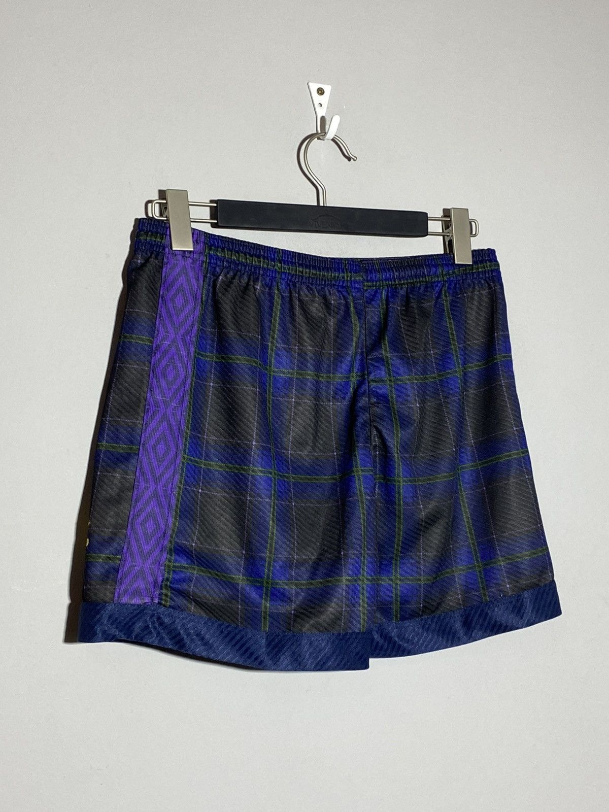 Umbro Vintage 90s Umbro Scotland National Team Rare Shorts Size US 32 / EU 48 - 2 Thumbnail