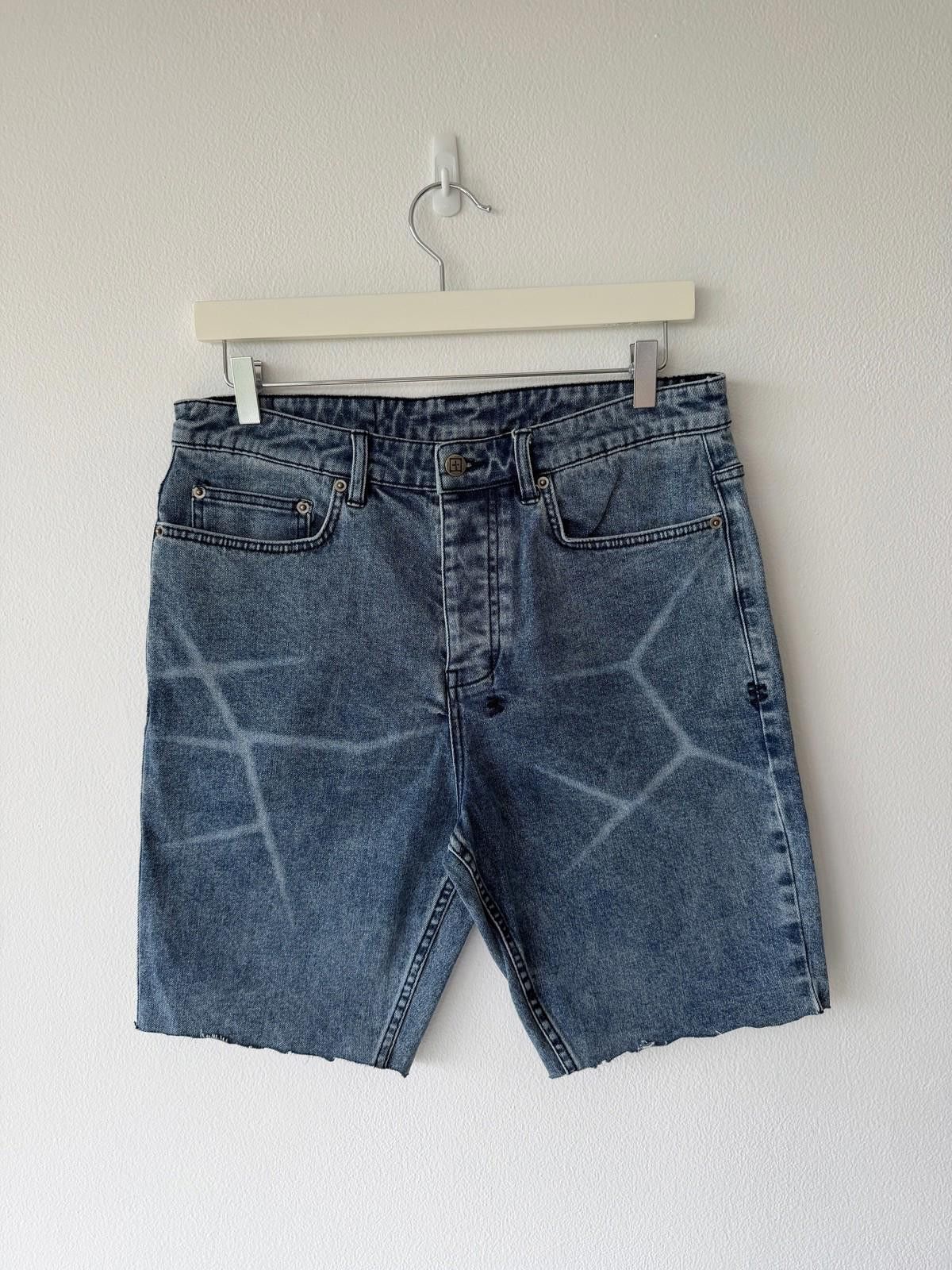 Ksubi new Ksubi mens denim shorts wolf short frakture blue 32 Size US 32 / EU 48 - 1 Thumbnail