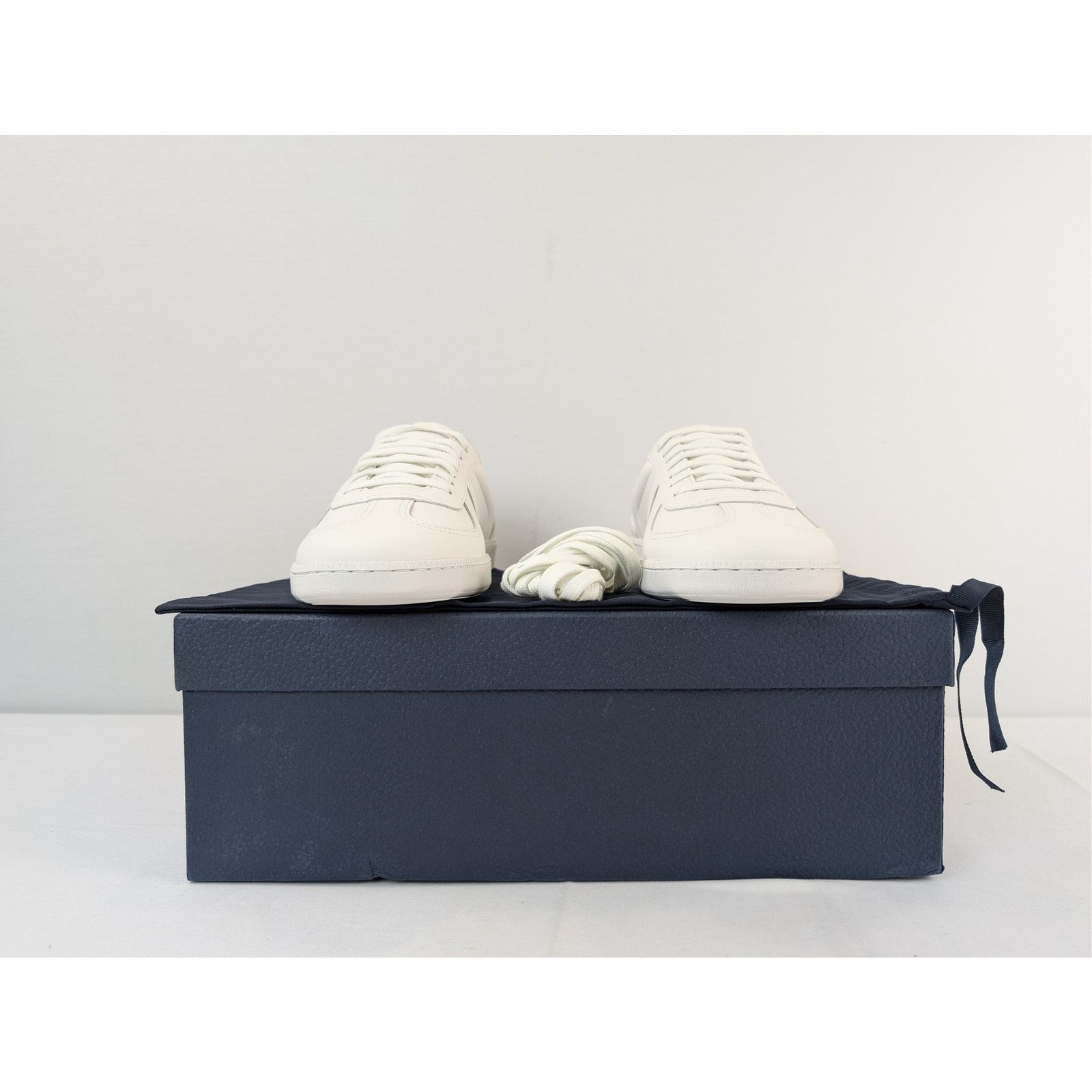 Dior o1rshd1 Low-Top Sneakers in White Size US 10 / EU 43 - 17 Thumbnail