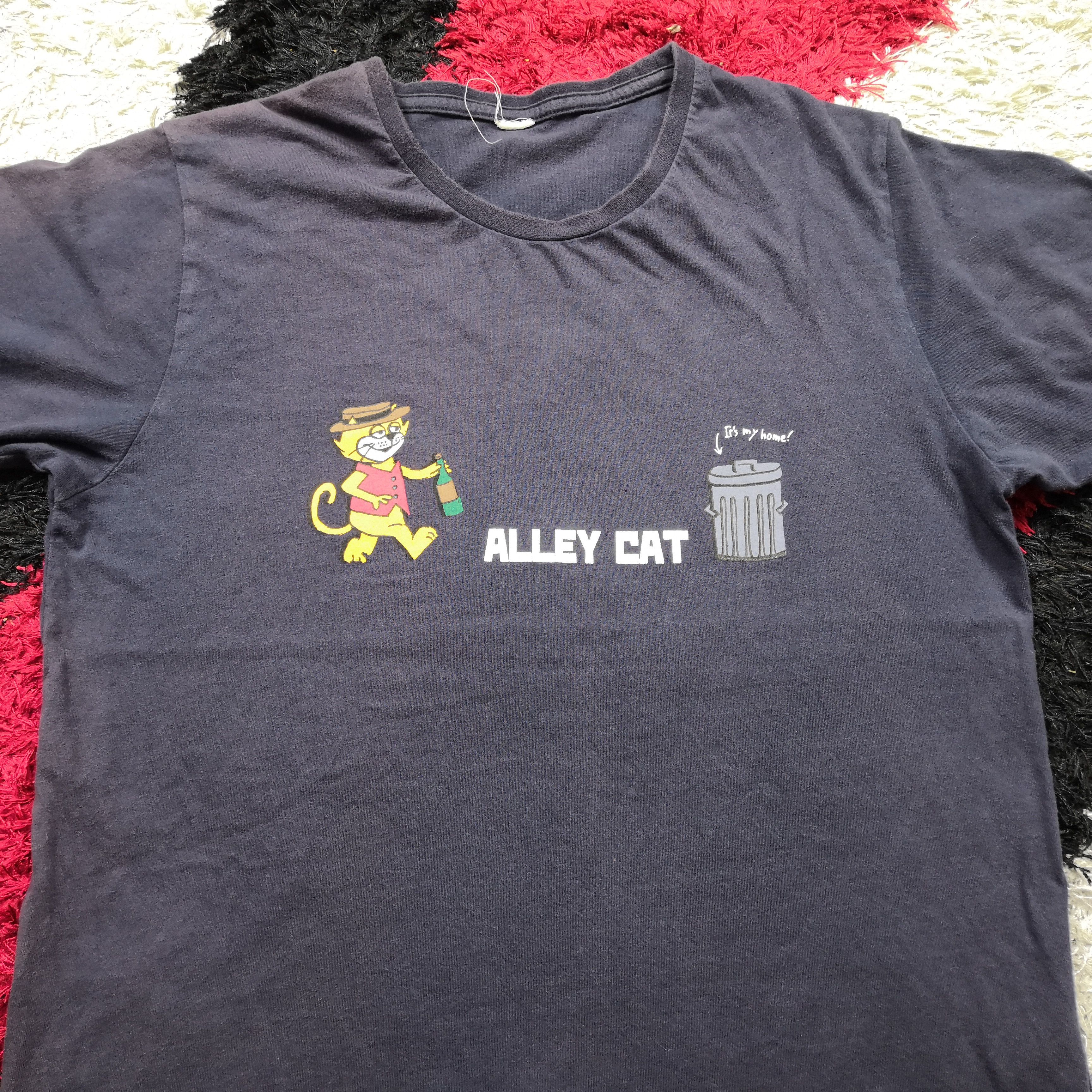 Vintage Vintage 90s Alley Cats T-shirt Throw Rubish Crewneck Tees Size US M / EU 48-50 / 2 - 4 Thumbnail