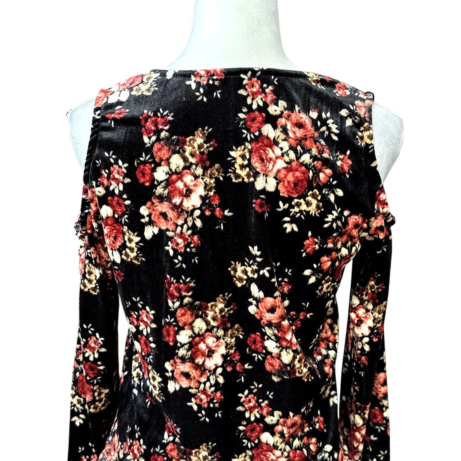 Other Pro Blue Blouse Cold Shoulder Floral Multicolor W S NWOT Size S / US 4 / IT 40 - 5 Thumbnail
