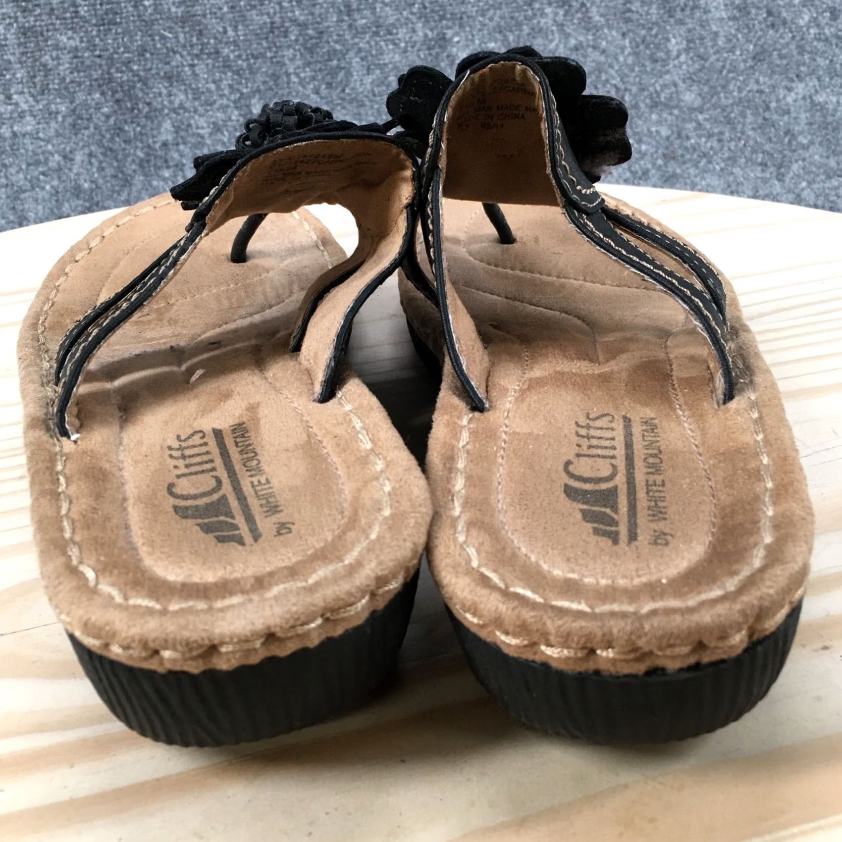 Vintage Cliffs by White Mountain Sandals Womens 7.5 M Carnation Flip Flop Black Slip On Wedge Comfort Casual Size US 8 / IT 38 - 7 Thumbnail