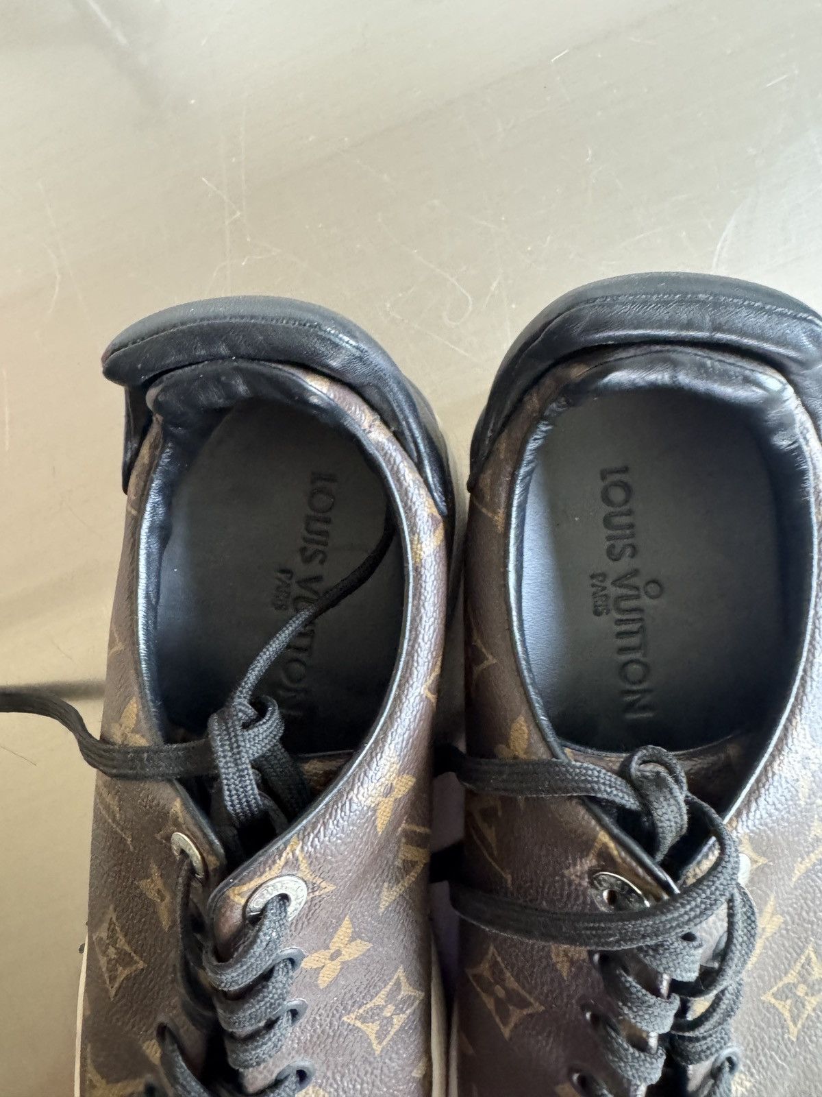Louis Vuitton Louis Vuitton Frontrow sneakers size 7 UK Size US 8 / EU 41 - 3 Thumbnail
