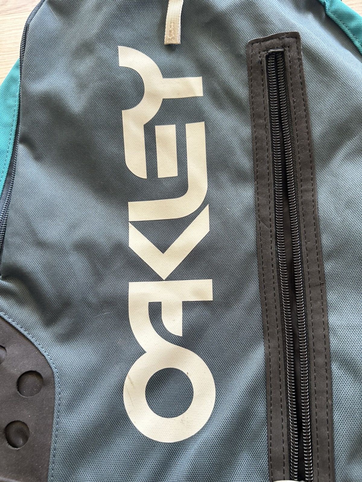 Oakley Vintage Oakley Backpack Size ONE SIZE - 2 Thumbnail