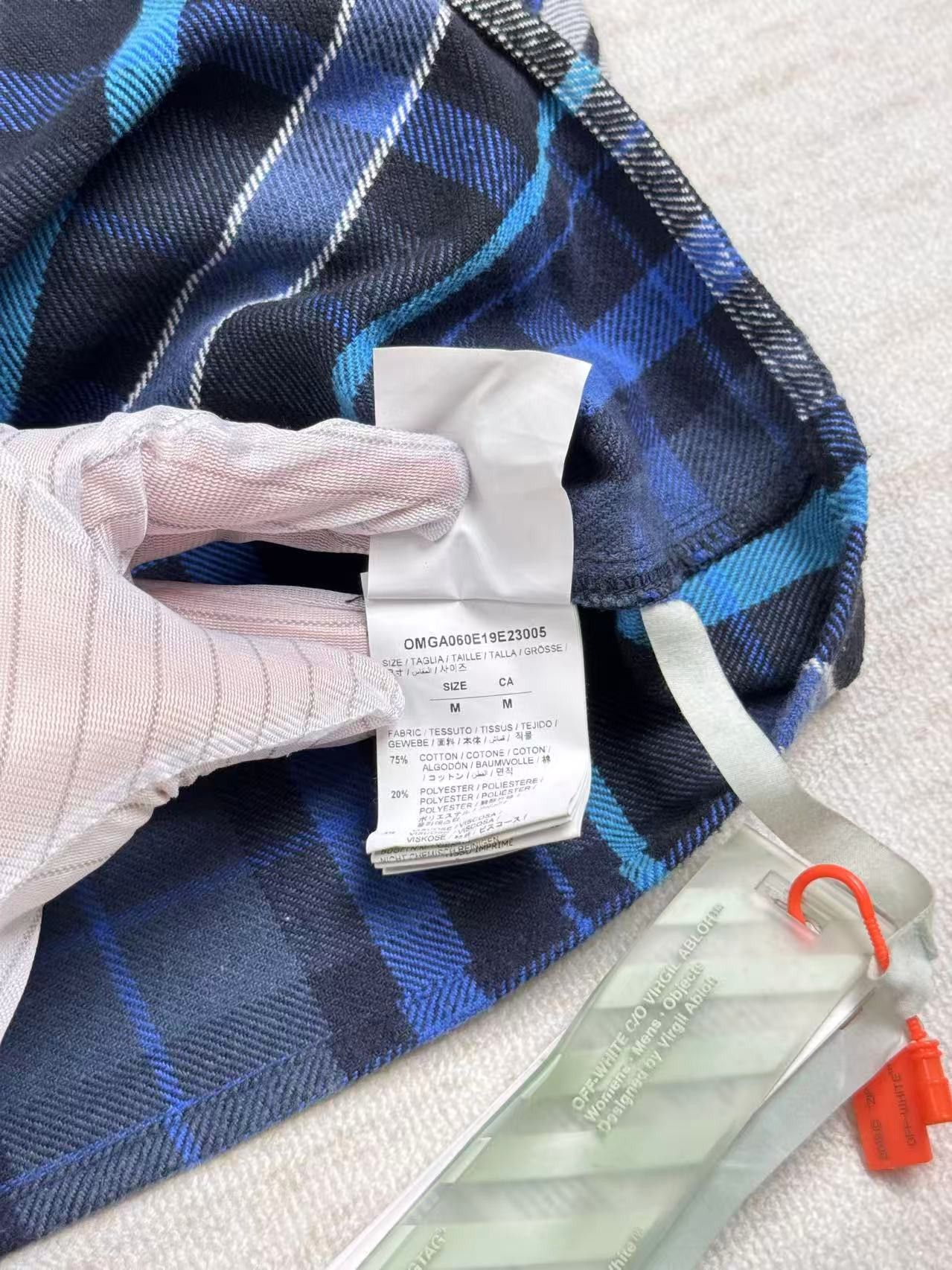 Off-White off white flannel Size US M / EU 48-50 / 2 - 10 Thumbnail