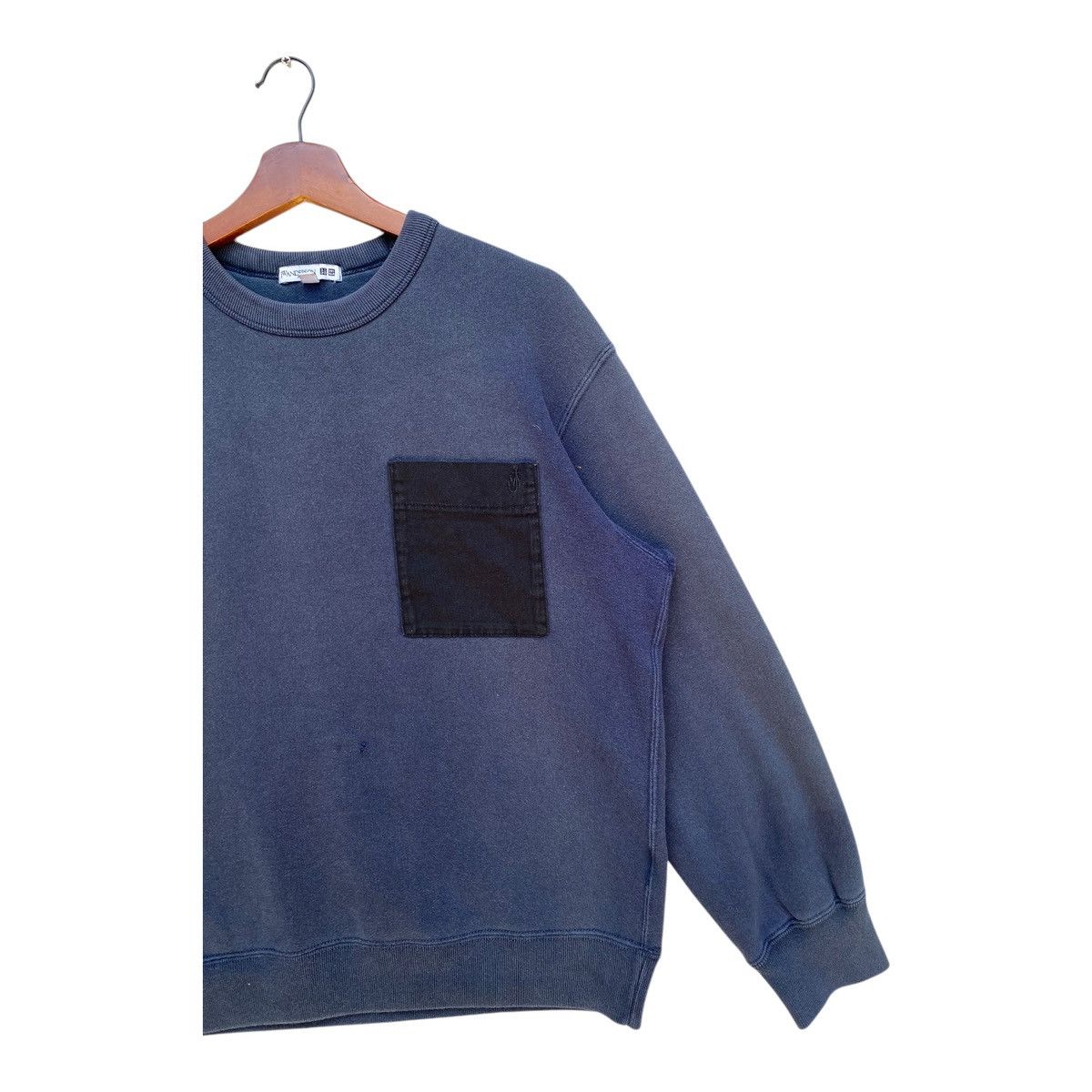 JW Anderson × Uniqlo Vintage Jw Anderson X Uniqlo Sweatshirt Jumper Crewneck Size US M / EU 48-50 / 2 - 4 Thumbnail