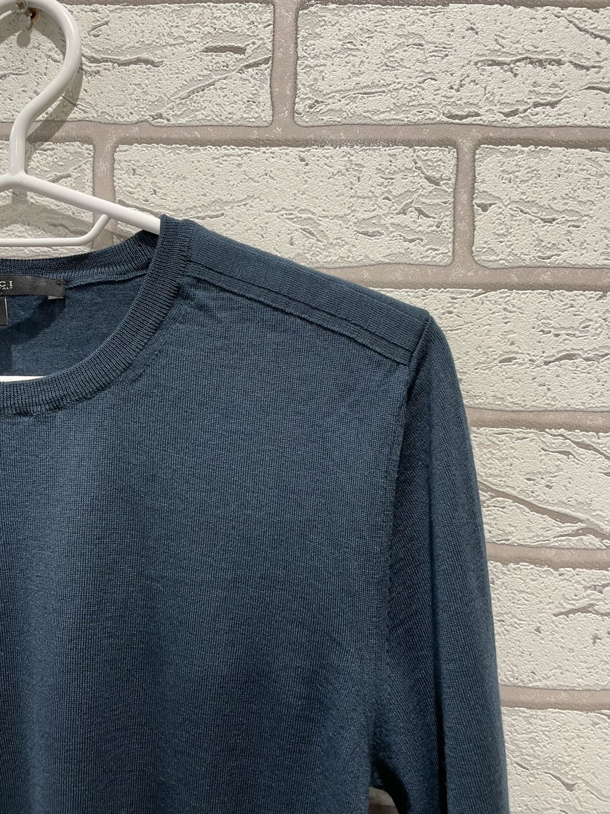 Gucci × Vintage Gucci Vintage Wool knited Sweater Small logo Made in Italy Size S / US 4 / IT 40 - 9 Thumbnail