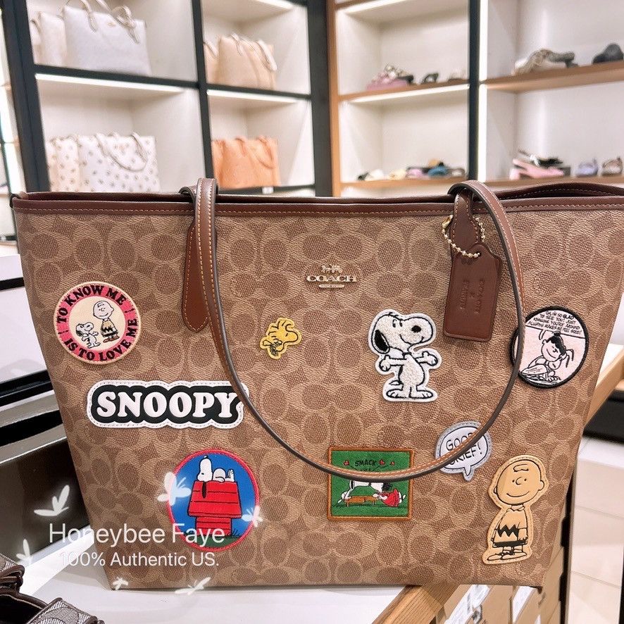 Coach Coach X Peanuts City Tote With Patches CBJ91 Size ONE SIZE - 1 Thumbnail