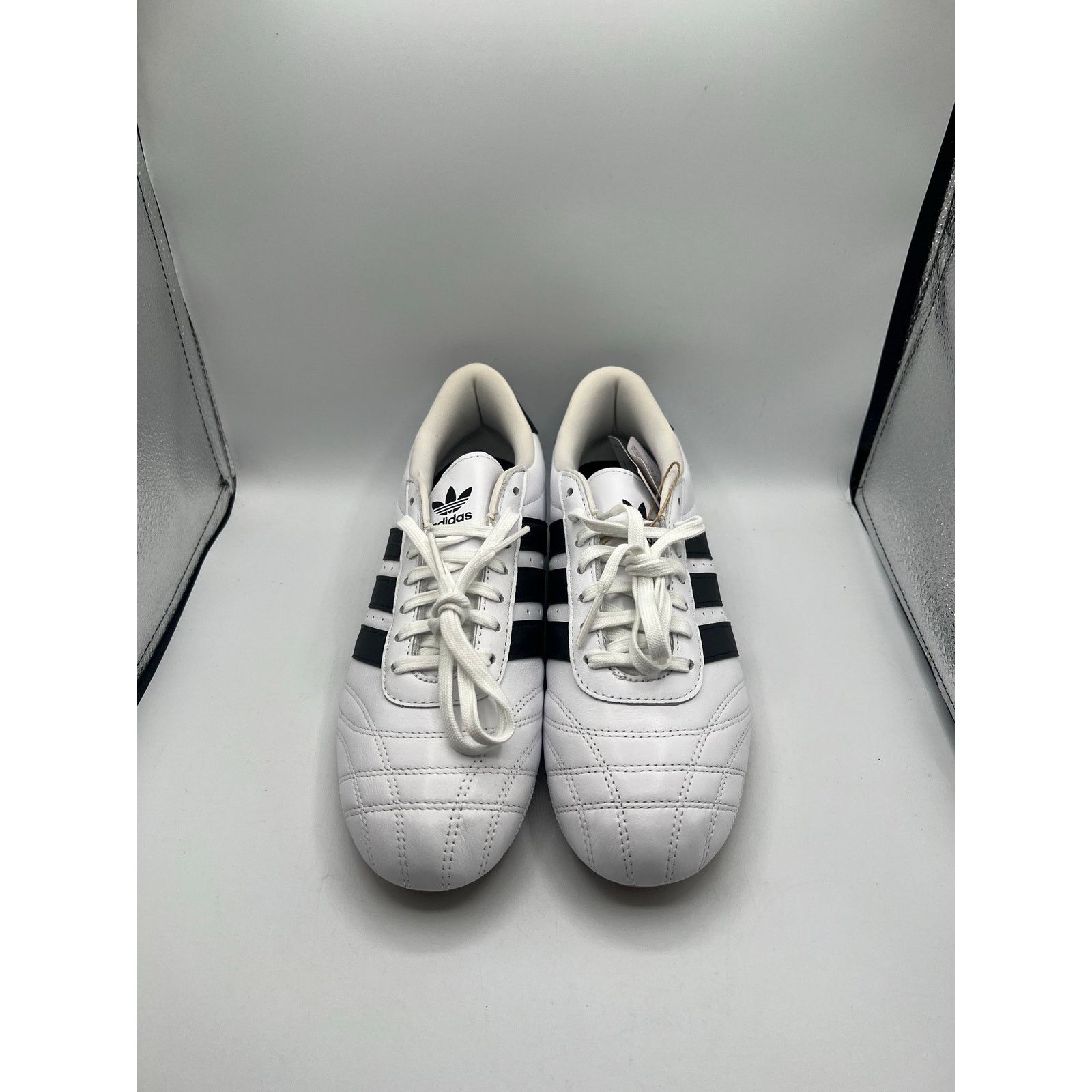 Adidas Adidas Taekwondo lace “White Black Gum” size 9 women’s Size US 9 / IT 39 - 2 Thumbnail